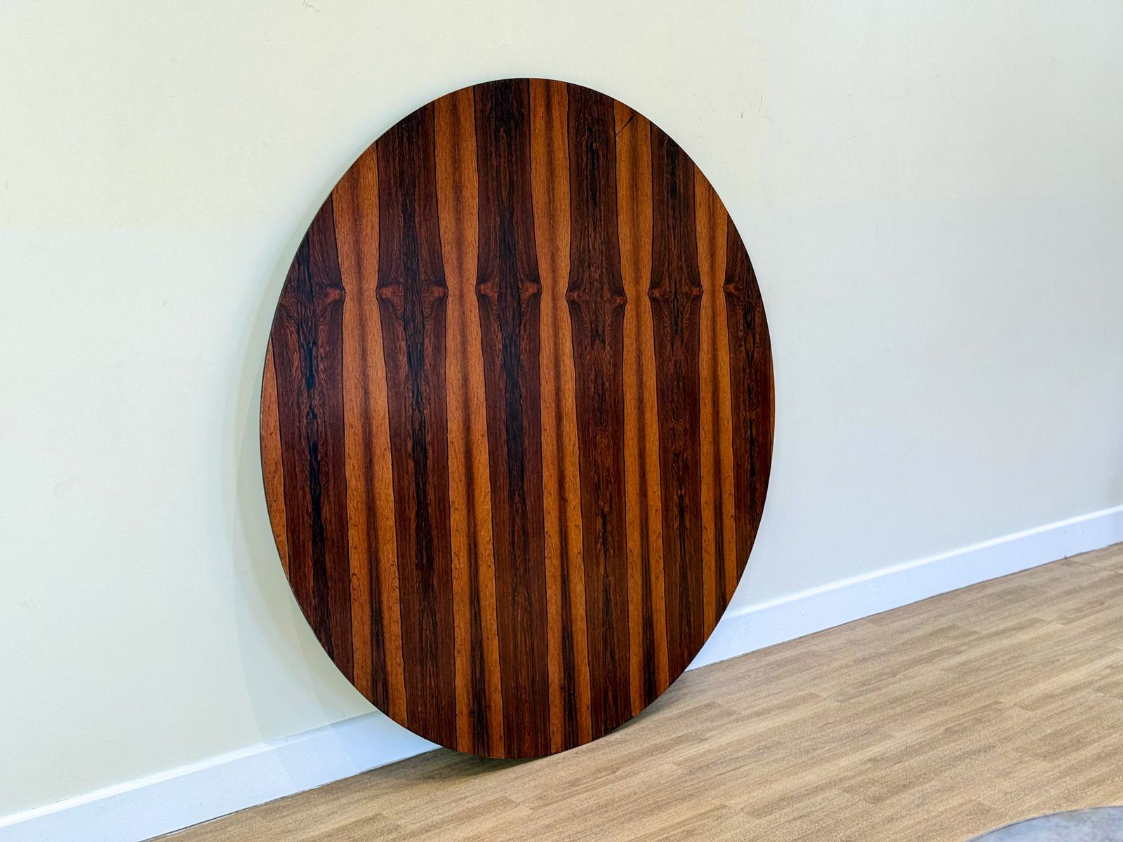 Mid Century Arkana Round Dining Table In Brazilian Rosewood photo vinterior