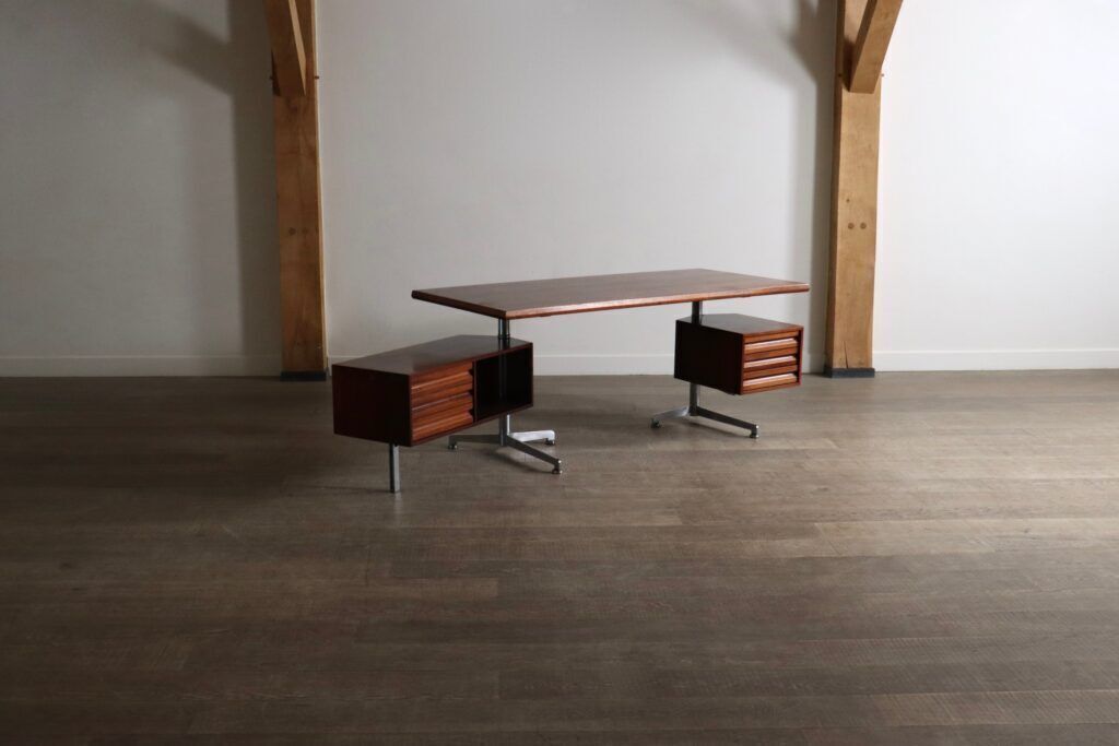 Desk By Osvaldo Borsani T95 For Tecno, Italy 1956 photo Furniture