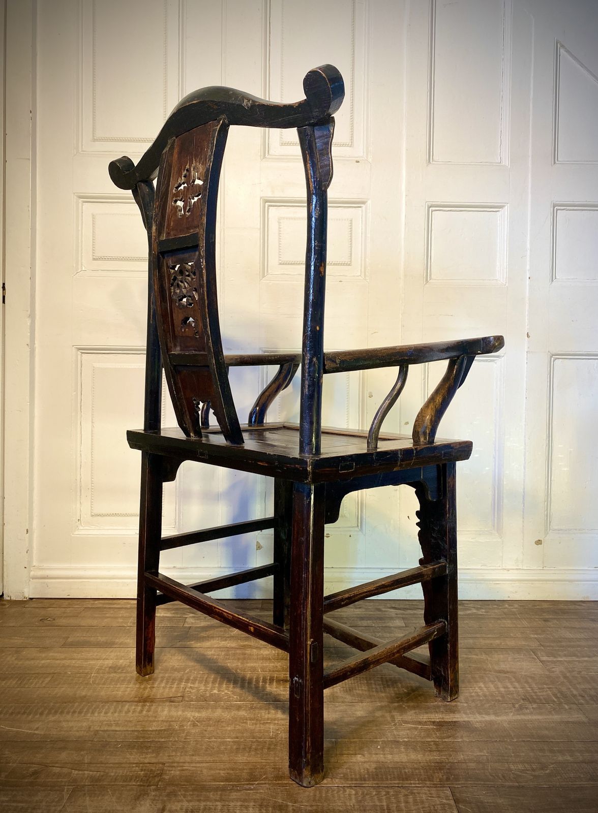 Antique 1800s Chinese Yoke Back Armchair. photo Furniture