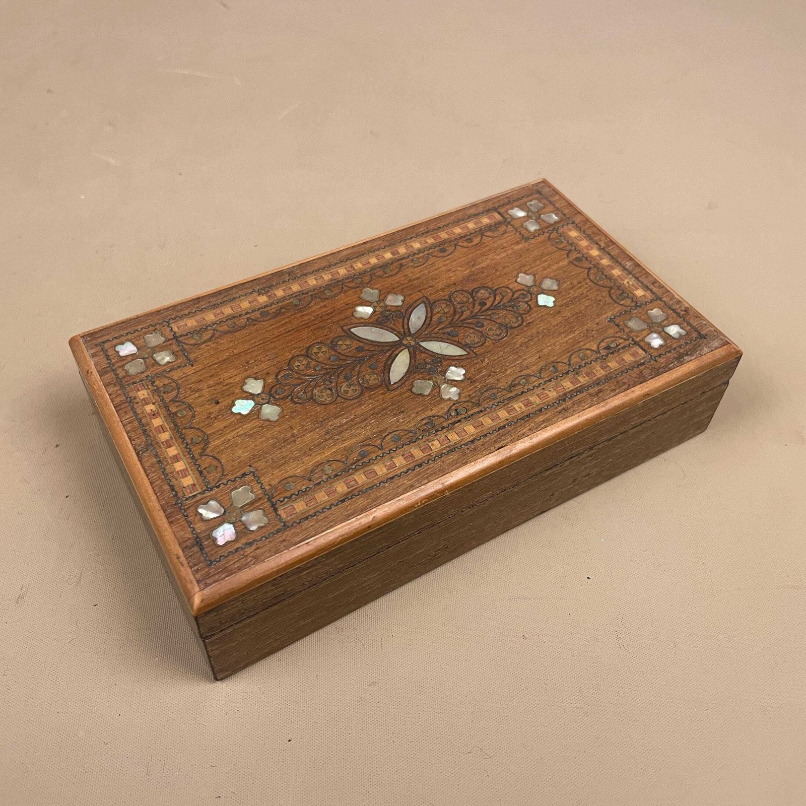 Wooden Rectangle Marquetry Inlay Box Trinket Jewellery Lidded Top Lid Patterned Pattern Handmade Table Top Wood Detailed Ornate Pattern