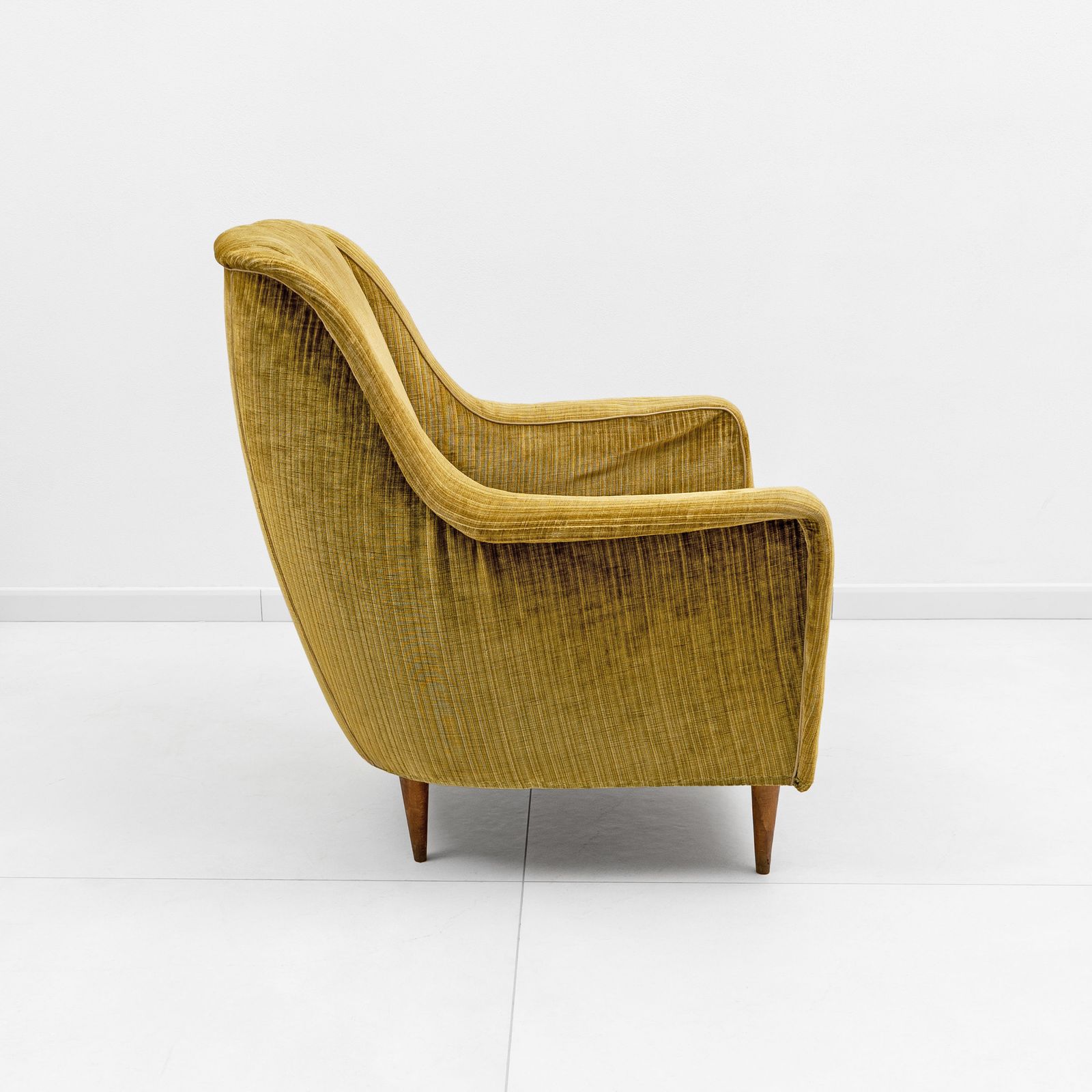 Ico Parisi Mid Century Modern Italian Armchairs For Ariberto Colombo, 50s, Pair photo vintage