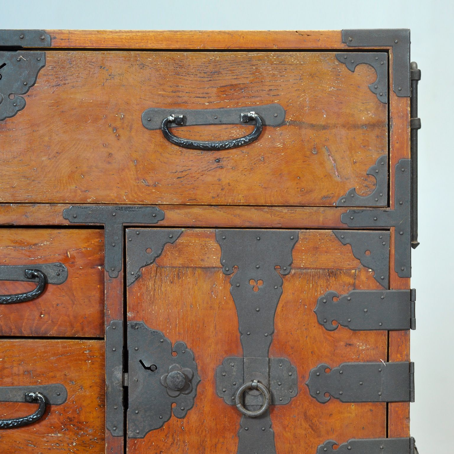 Japanese Tansu Chest Of Drawers, Circa 1890 photo vinterior