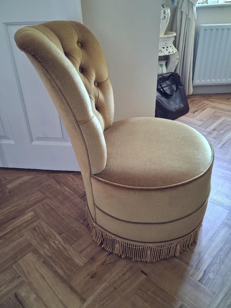 Vintage Gold Dralon Mid Century Buttoned Back Fringed Boudoir Cocktail Chair photo 175.0