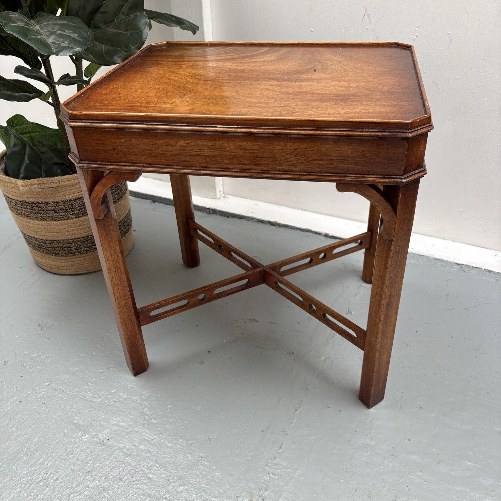 Bevan Funnell Mahogany Side Table Georgian Revival England, 1960s