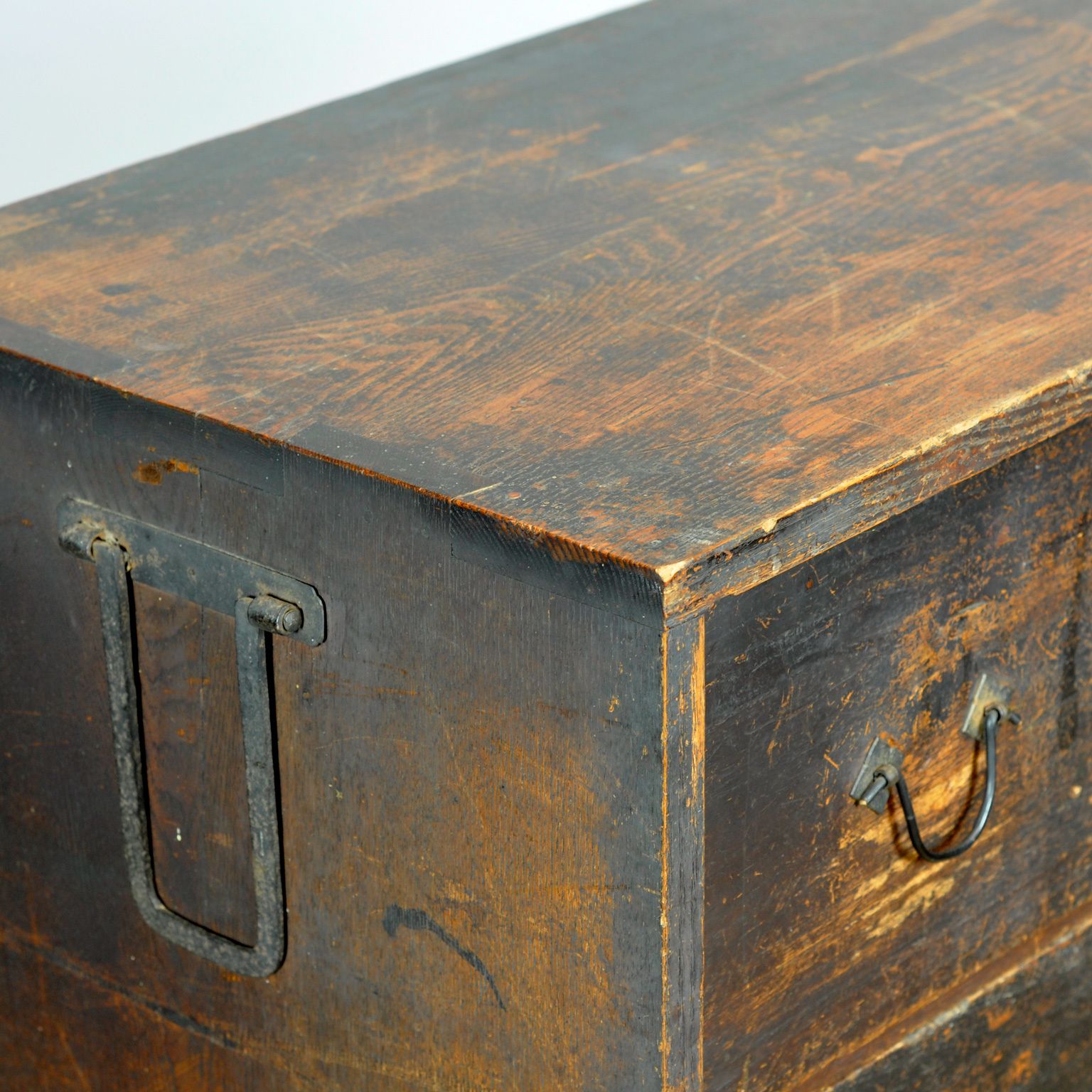 photo vinterior Japanese Tansu Chest Of Drawers, Circa 1870