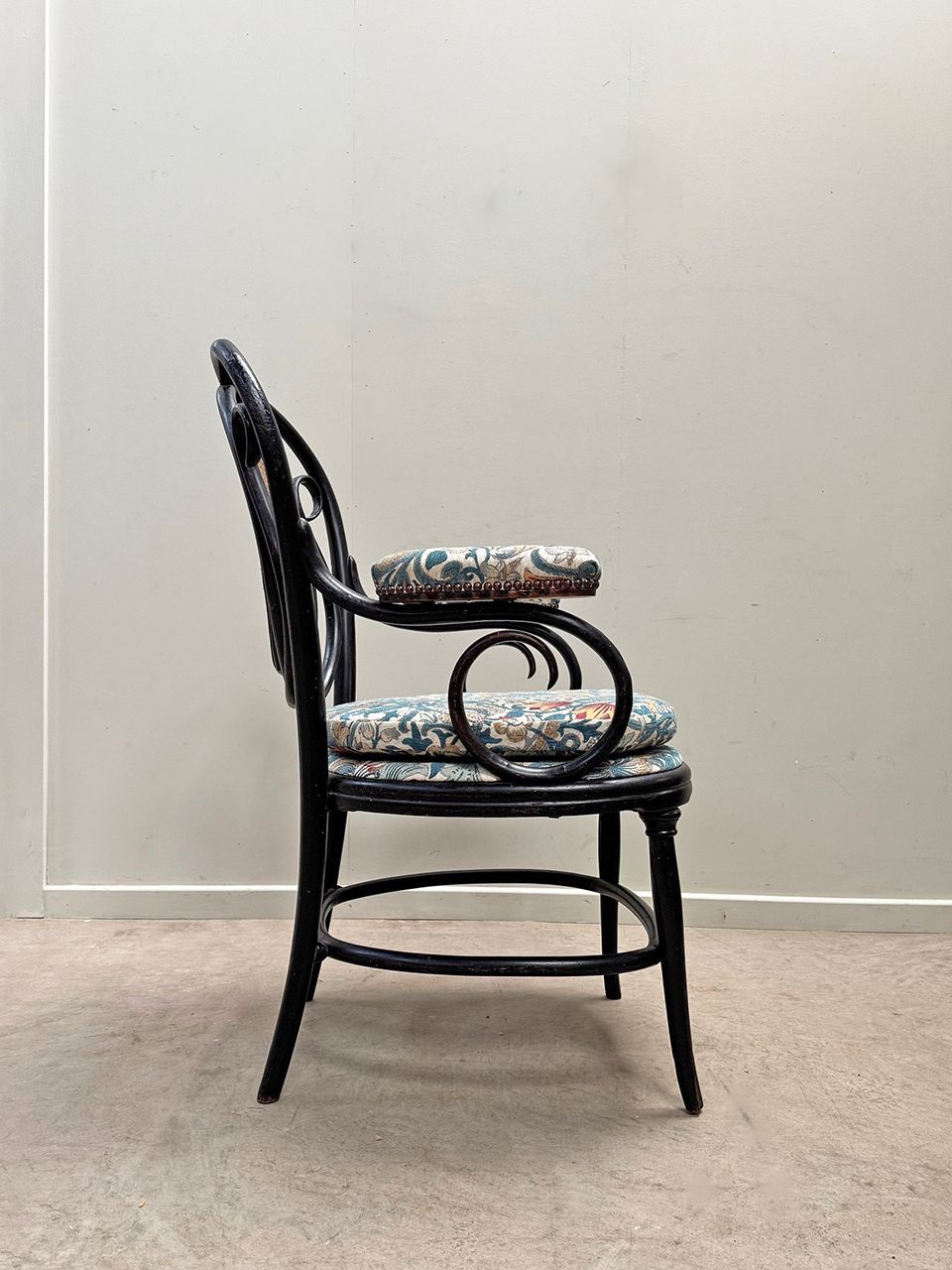 Art Nouveau Chair, 1800s, Beech photo vinterior