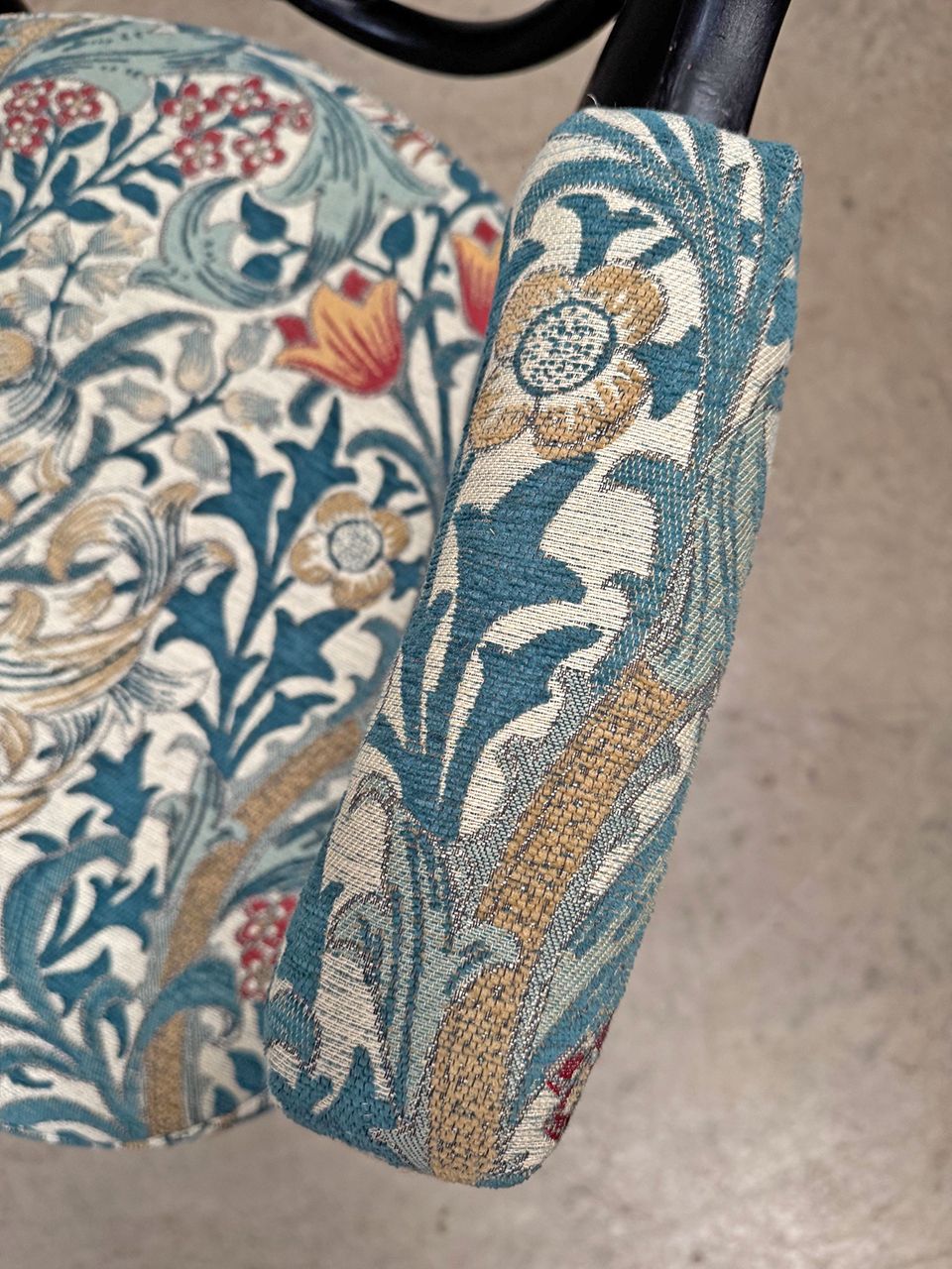 photo vinterior Art Nouveau Chair, 1800s, Beech