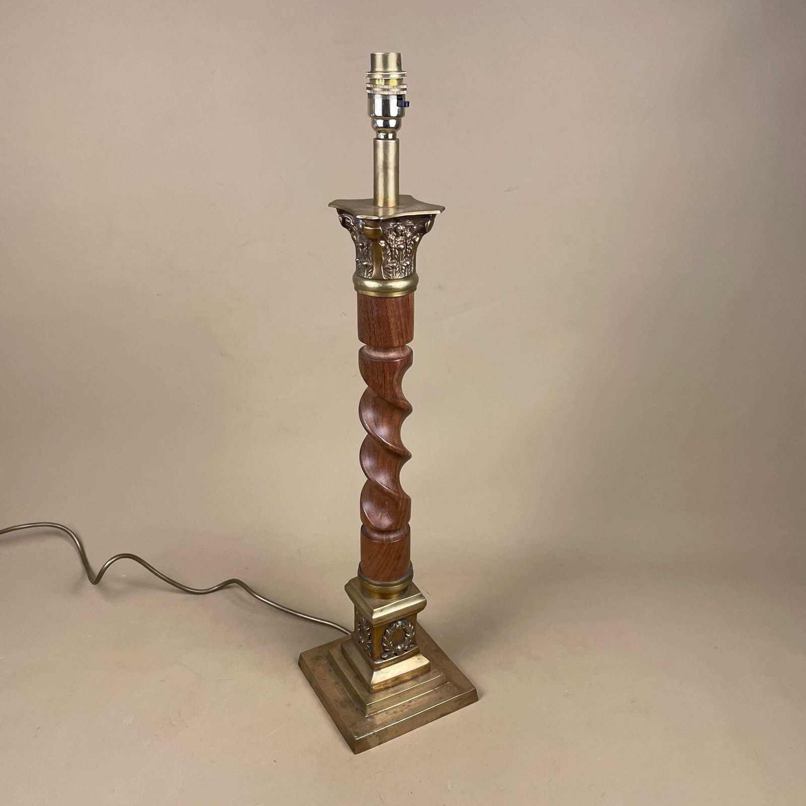 Antique Twisted Wood Lamp Wooden Light Table Brown Brass Metal Gold Trims Large Regency Hollywood Twist Ornate Grand Classic Square