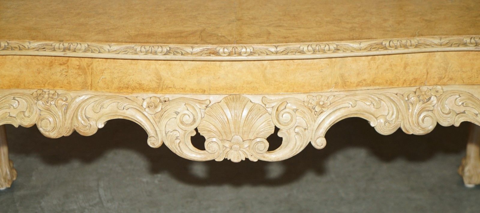 Exquisitely Hand Carved  Burr Walnut Coffee Cocktail Table Lion's Hairy Paw Legs photo Furniture