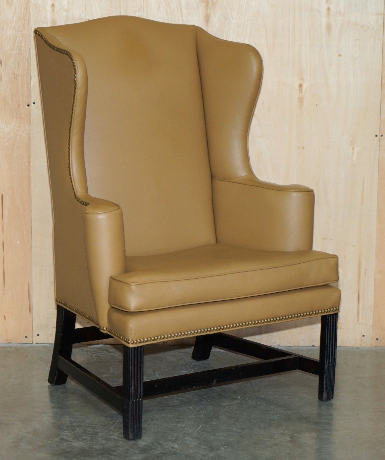 Fine Pair Of Original Colonial Williamsburg 4 Cw XX Stamped Wingback Armchairs photo Furniture