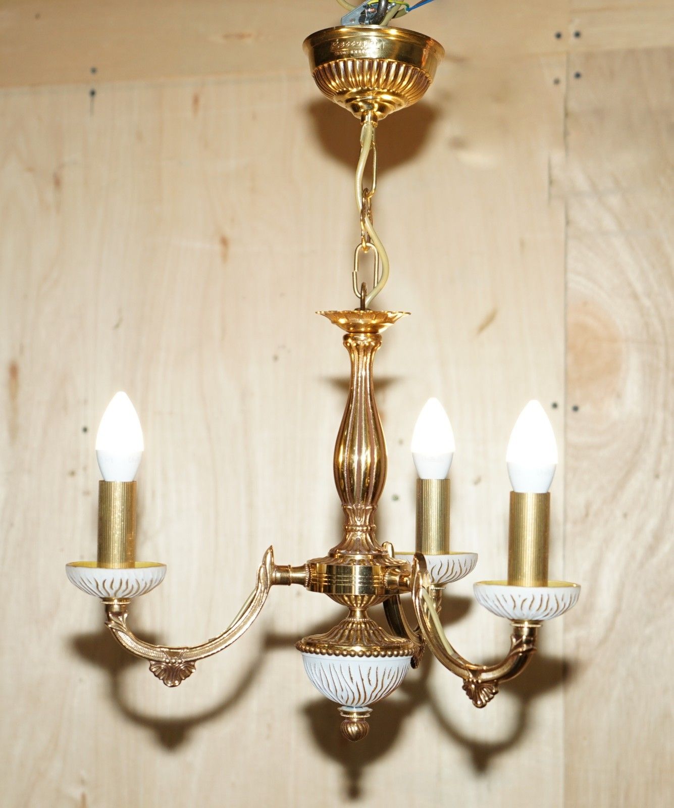 1 Of 4 Reccagni Made In Italy Brass & Frosted Glass 3 Candle Light Chandelier photo furniture