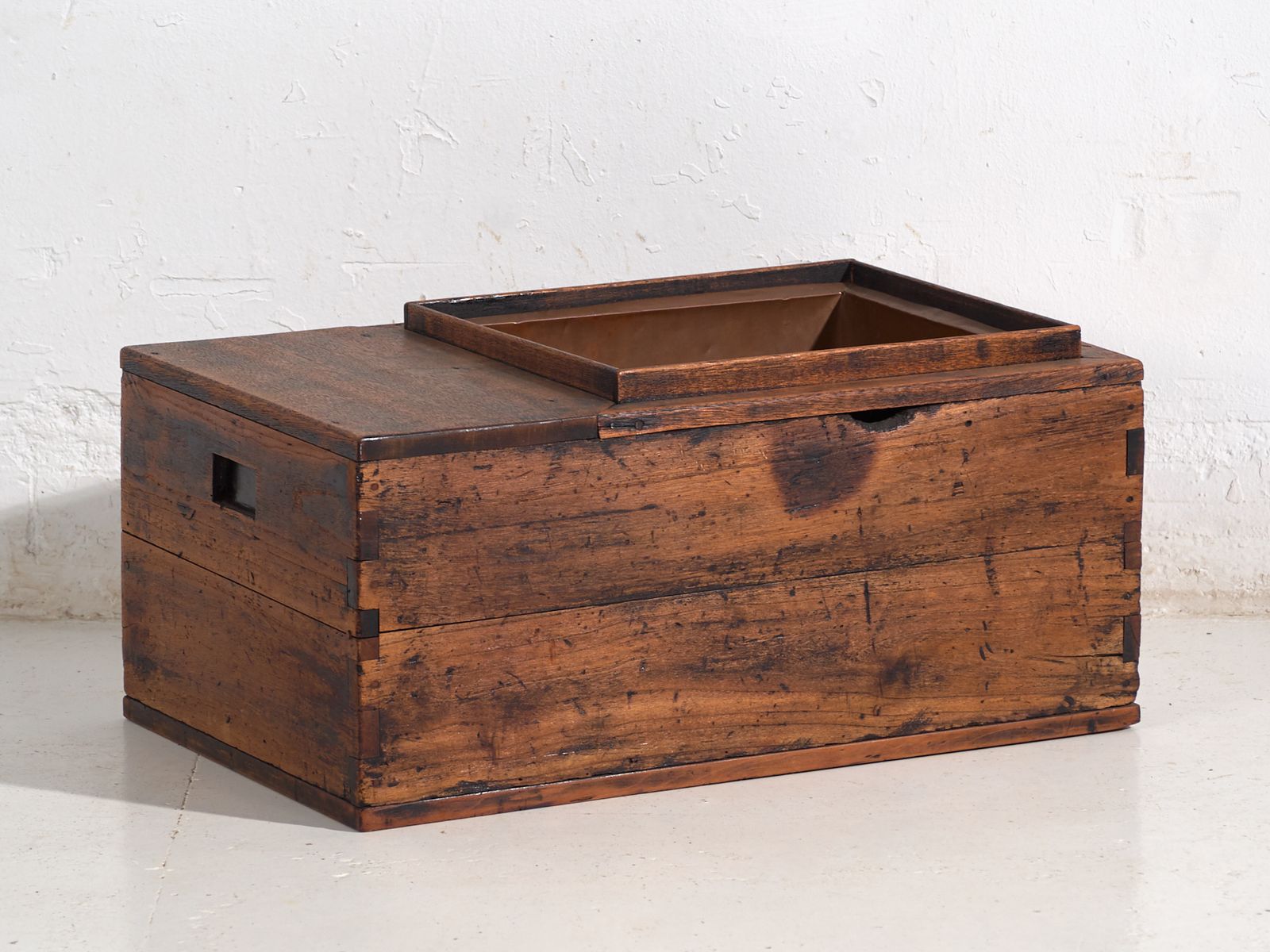534.0 Antique Japanese Paulownia Hibachi – Meiji / Showa Period (C.1890 1945) #93 photo