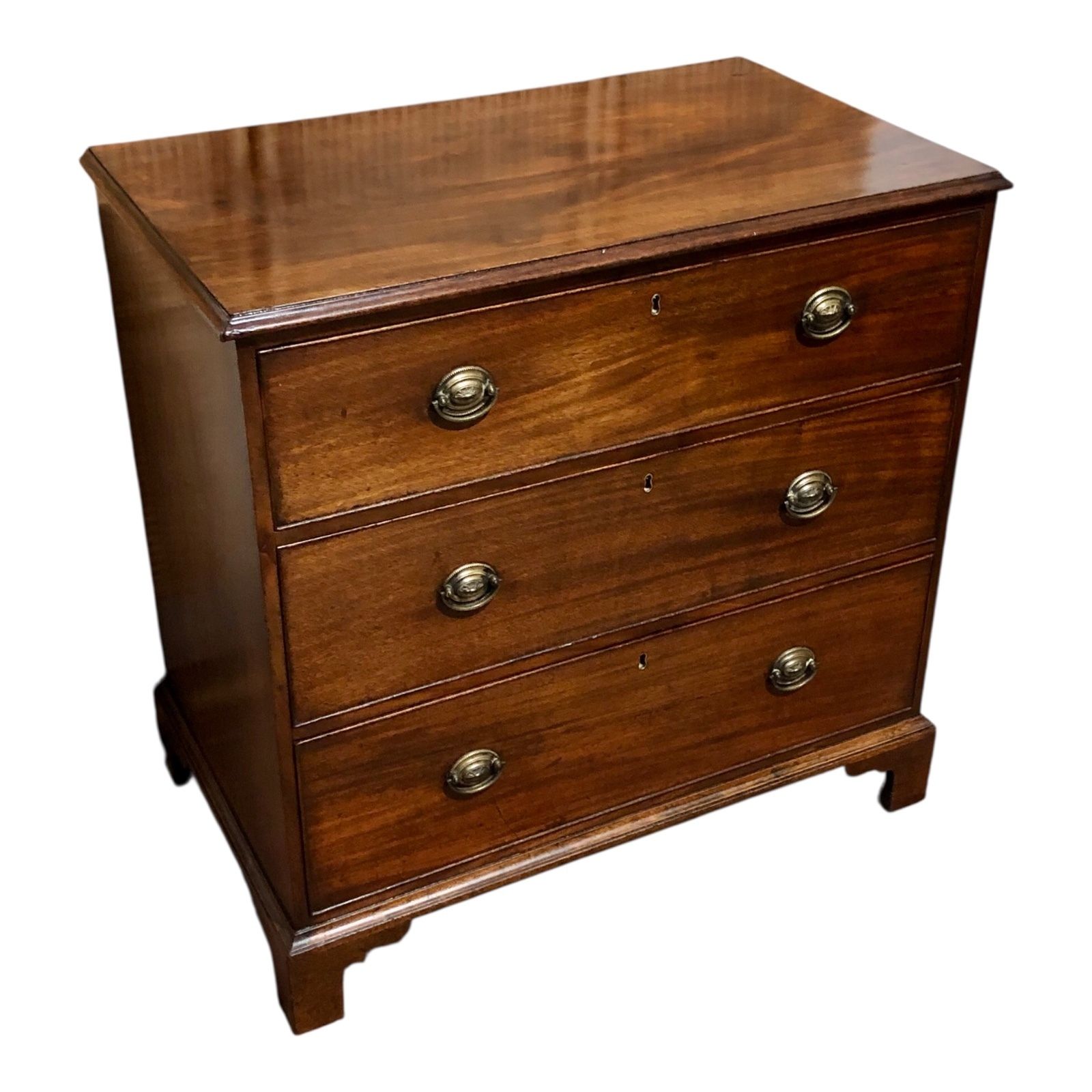 Handsome Small Georgian Mahogany Chest Of Drawers photo 489.0