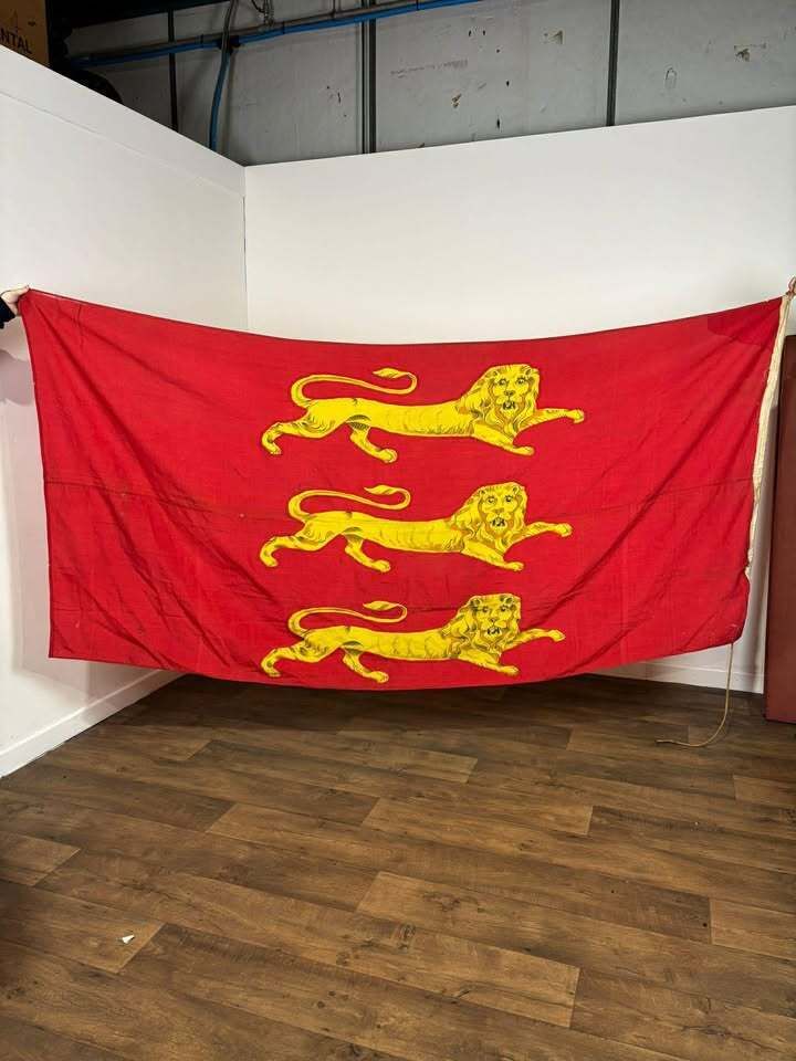 Large Vintage Royal Standard Flag, Three Lions Banner photo vintage
