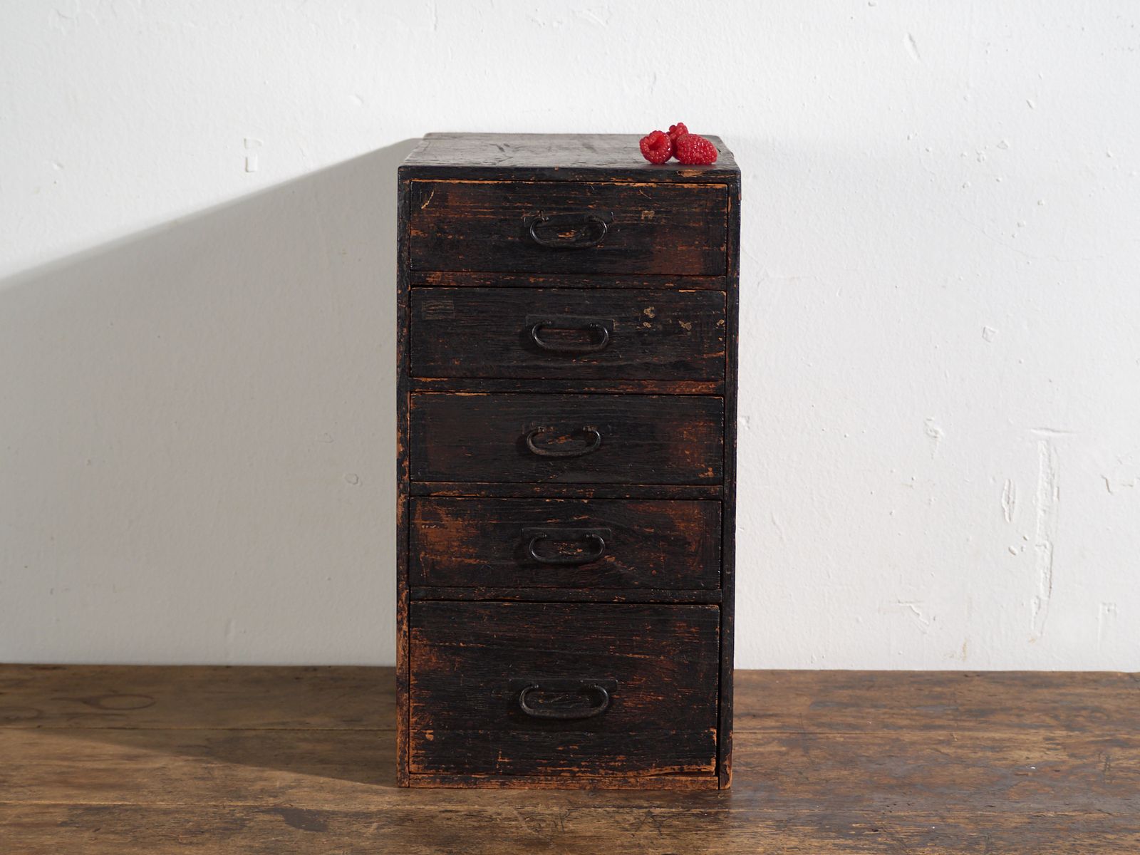 Japanese Vertical Ko Dansu With Five Drawers In Paulownia And Japanese Cedar, Taishō–Early Showa Period, Circa 1912–1945 photo vintage