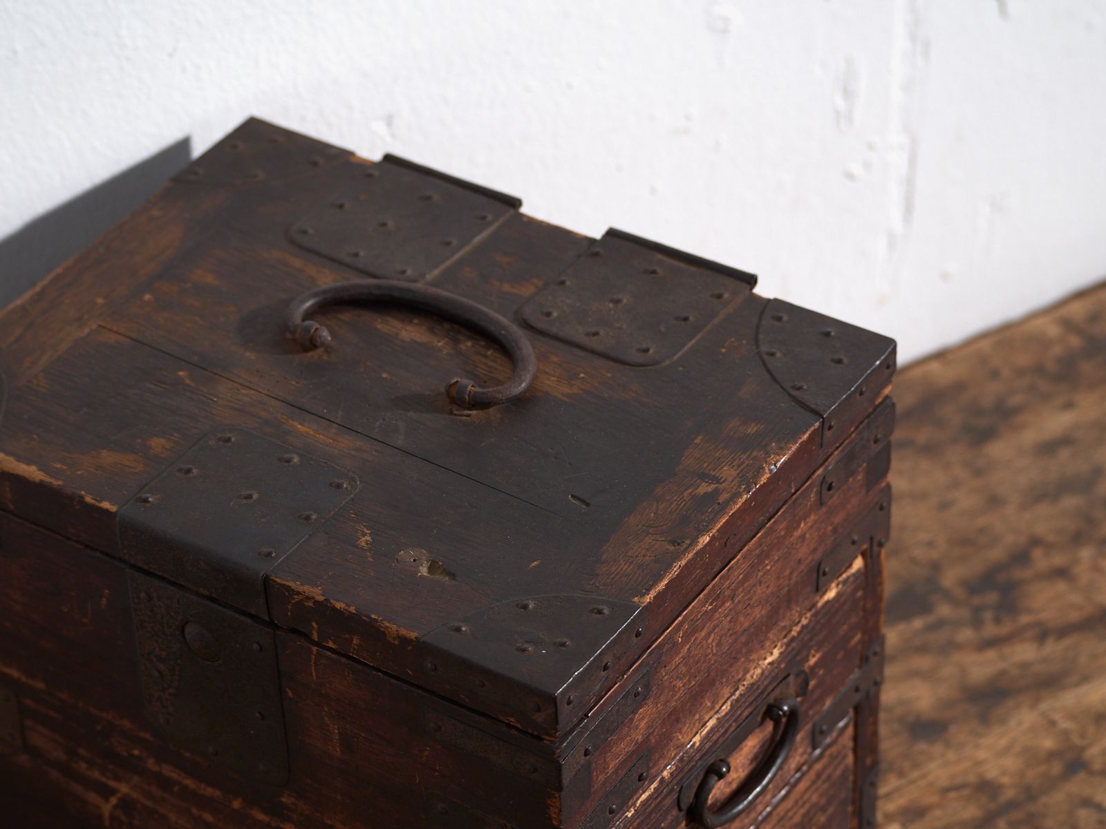 Japanese Ko Dansu With Hinged Lid And Drawers In Paulownia Wood, Meiji–Taishō Period, Circa 1868–1926 photo furniture