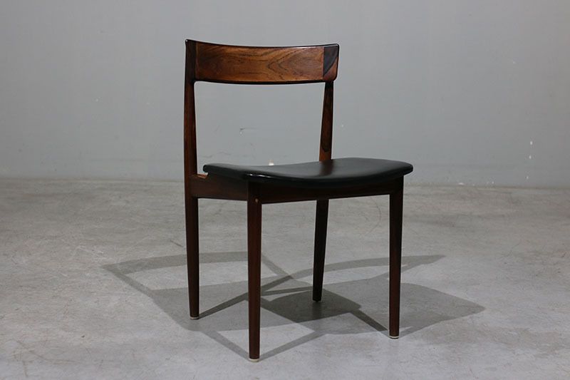 photo furniture Set Of 6 Henry Rosengren Hansen Chairs In Rosewood.