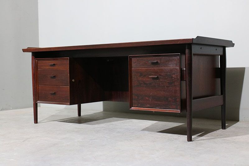 Secretary Arne Vodder In Holy Wood photo furniture