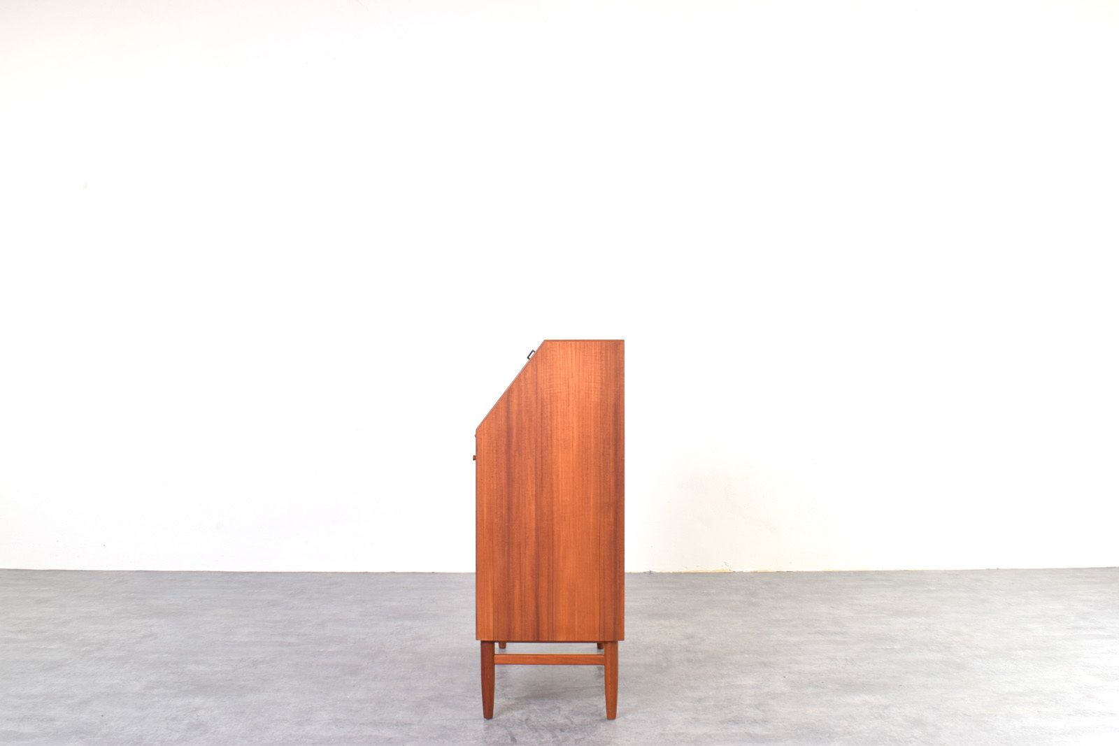 Mid Century Danish Teak Secretary, 1960s. photo vinterior