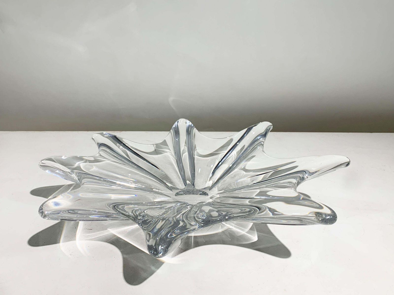 Mid Century Modern Baccarat "Stella" Crystal Starfish Centerpiece Bowl, France photo vinterior