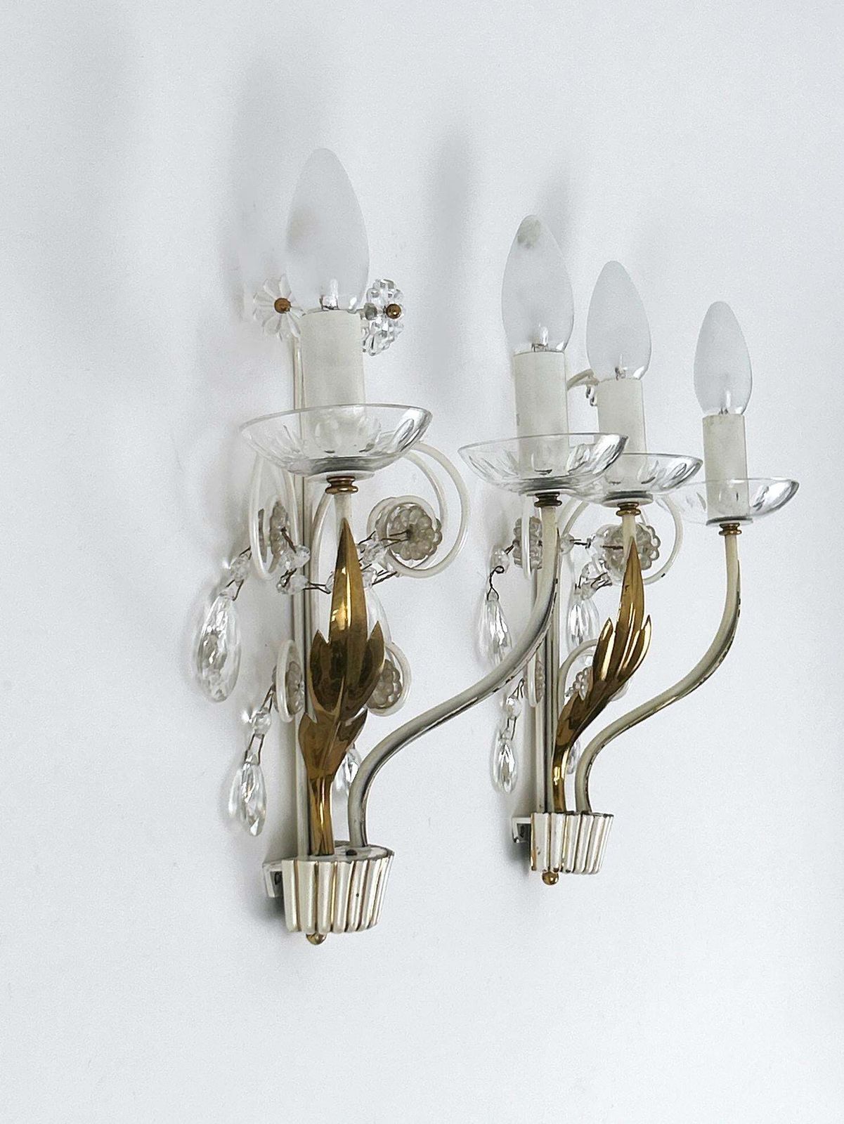 2464.0 Set Of Two Elegant Brass & Glass Sconces By Vereinigte Werkstätten 1960s photo