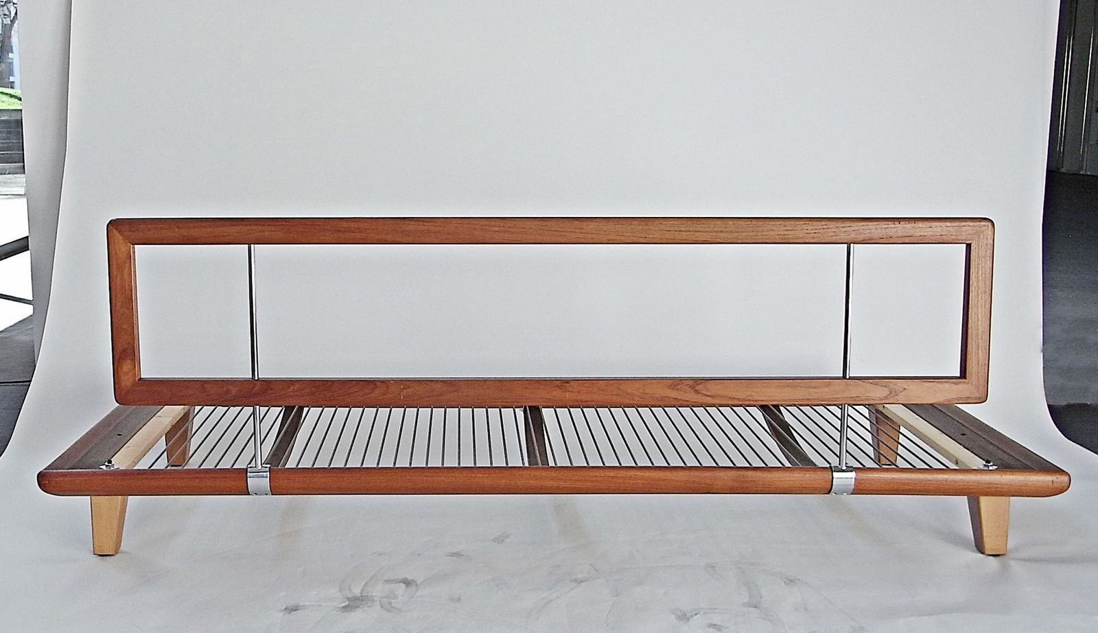 photo for sale Minerva Daybed By Peter Hvidt And Orla Molgaard Nielsen For France & Son, 1967