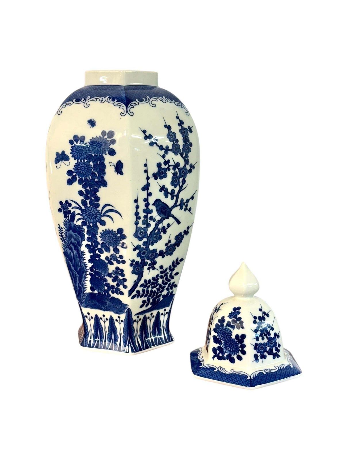 Large Blue And White Hexagonal Lidded Porcelain Vase, Chinoiserie photo vinterior