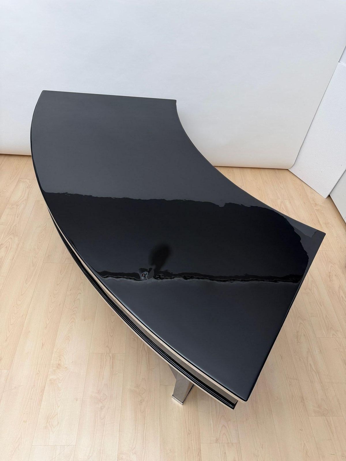 photo vinterior Art Deco Desk, Black Lacquer, Walnut, Metal, France Circa 1950