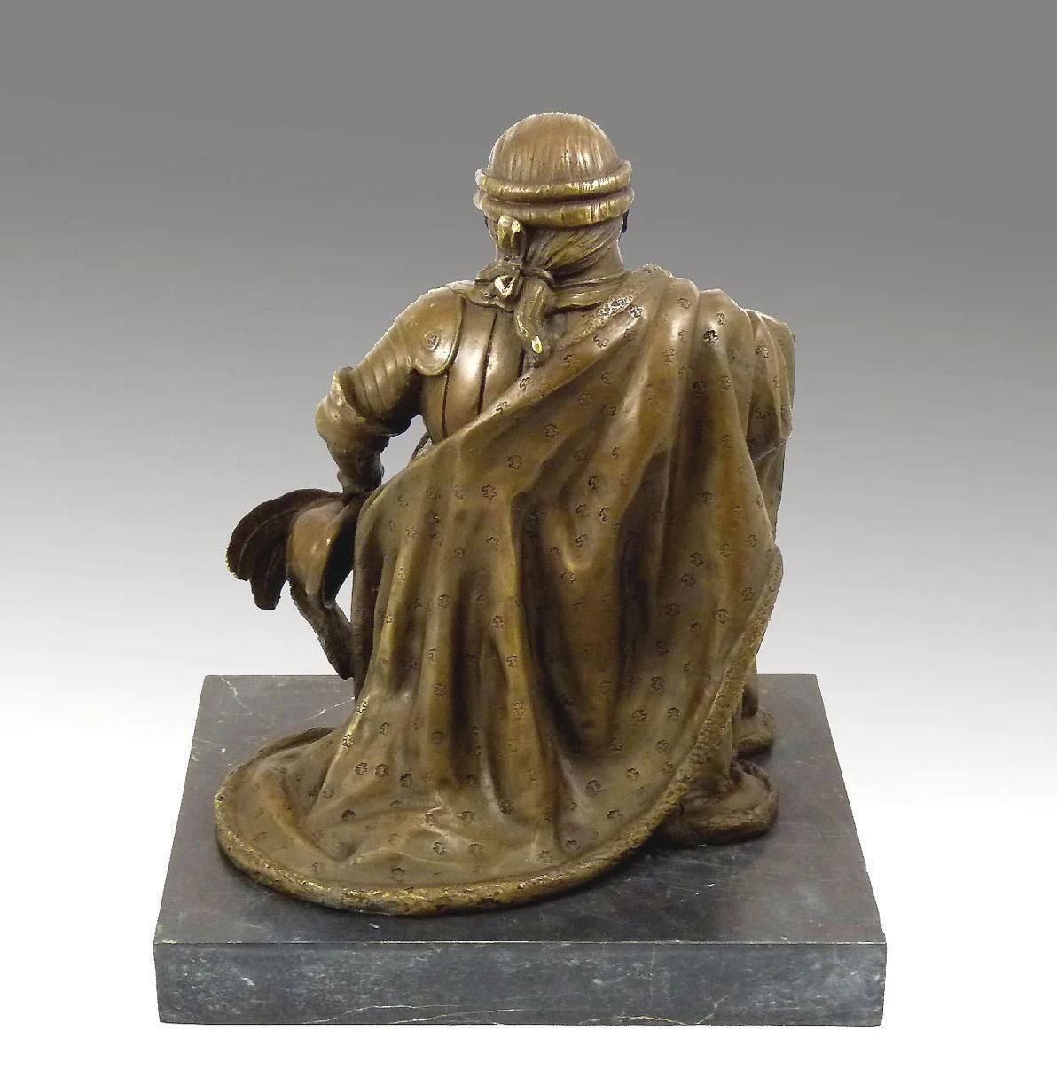 Sculpture In Bronze, Contemporary Style photo 2404.0