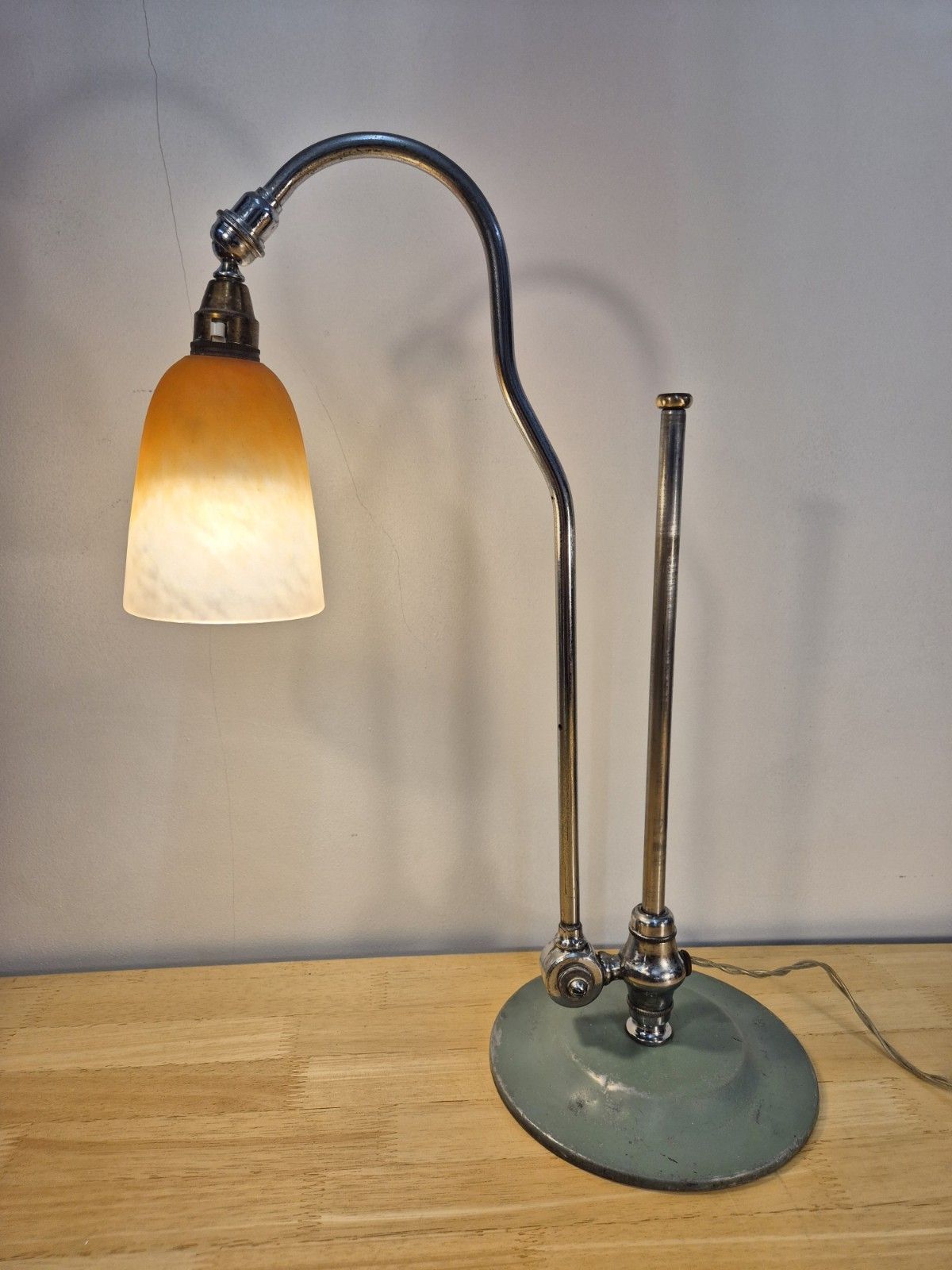 Original 1920s Supreme Adapt O Lite Table Lamp With Period Thomas Schneider Glass Shade photo furniture