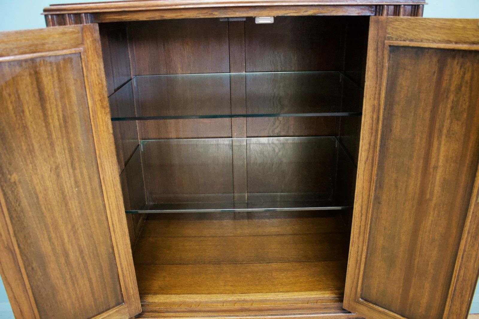 Vintage Oak Drinks Cabinet, 1940s #1724 photo vinterior