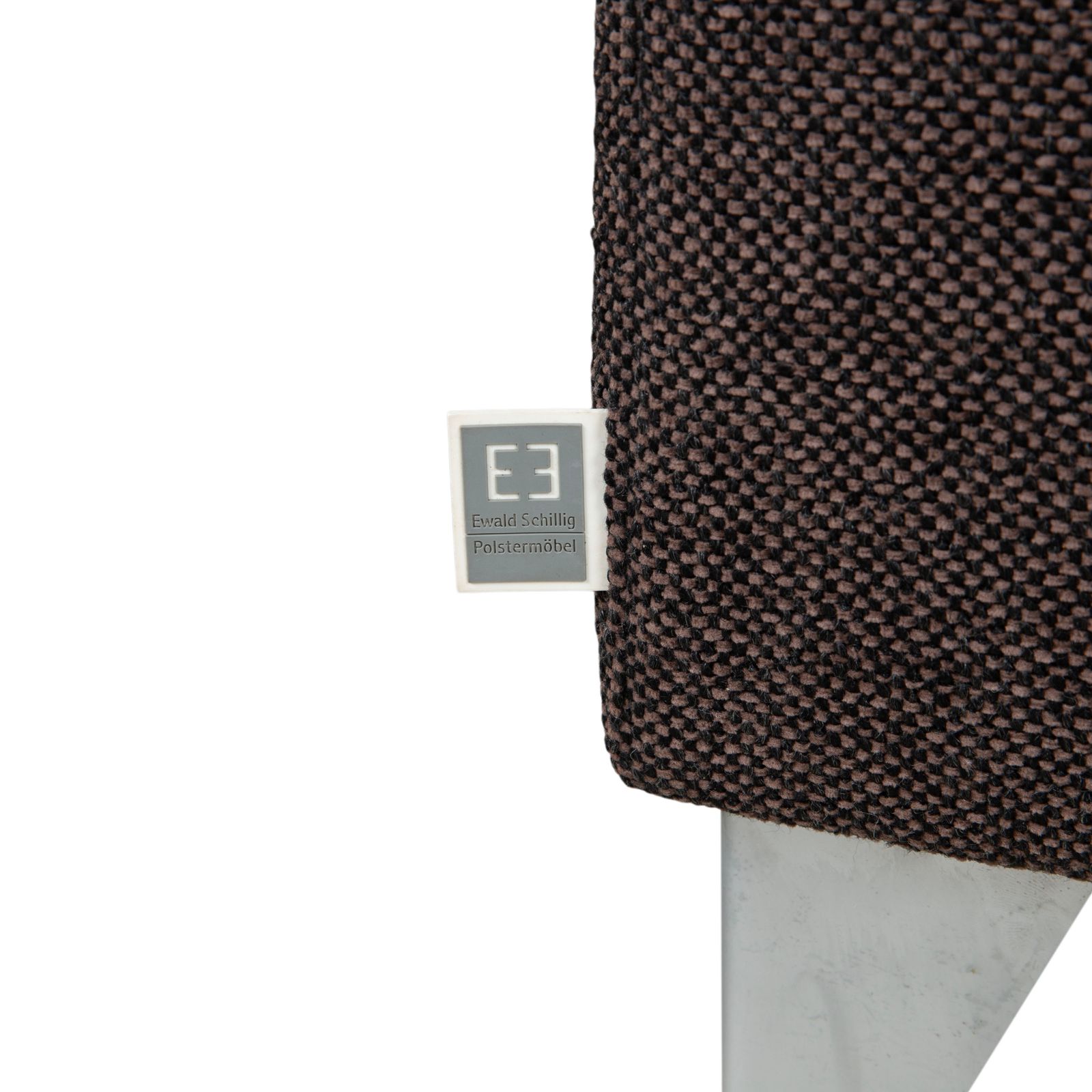 photo furniture Fauteuil Ewald Schillig en tissu brun et gris