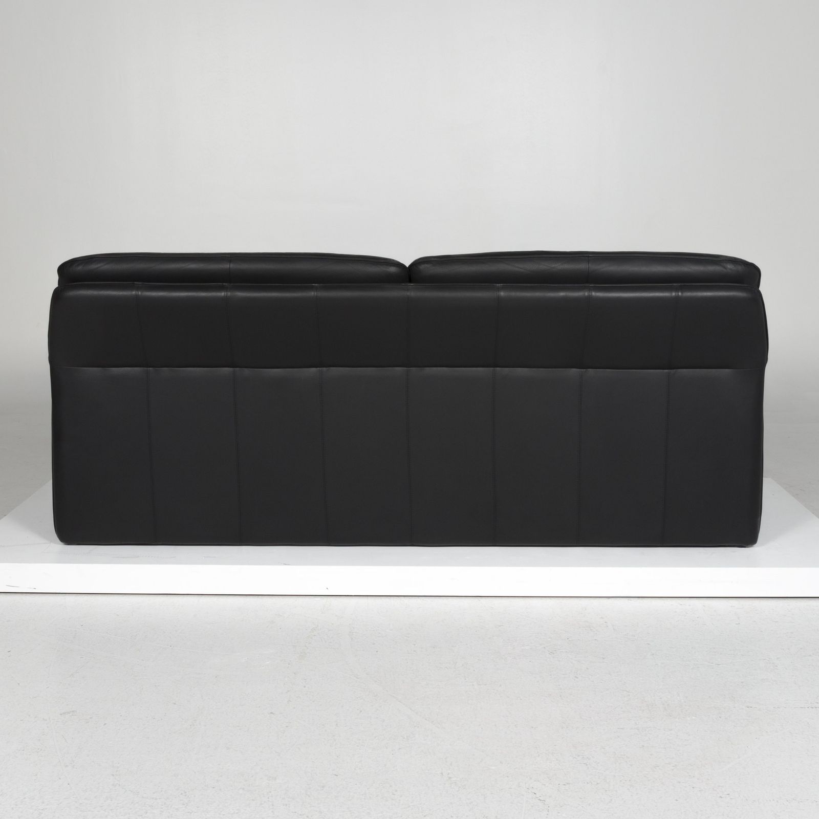 photo furniture Laauser Atlanta Leren Bank Zwart Driezitter