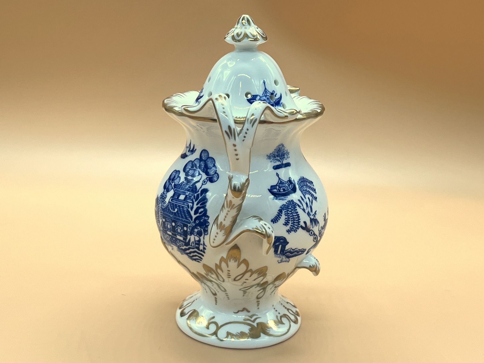 Beautifully Delicate Coalport China Blue Willow Potpourri Jar With Lid. photo Home Decor