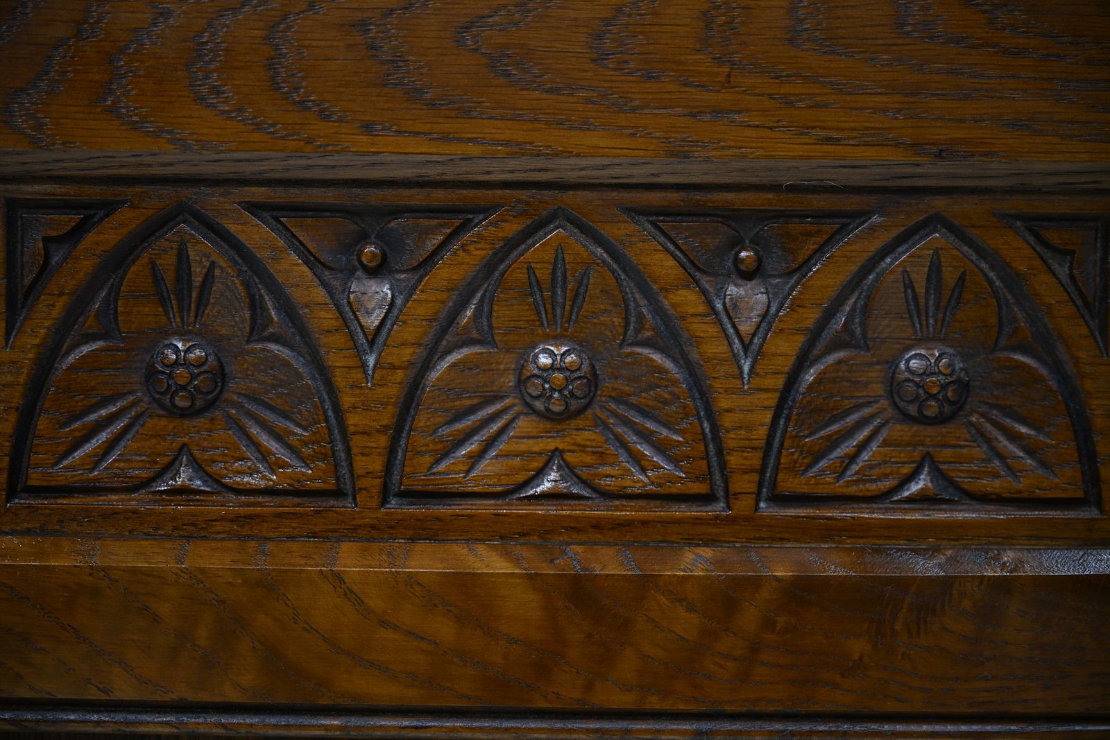 photo buy Old Charm Corner Cabinet With Drawer Linenfold Free Uk Delivery*