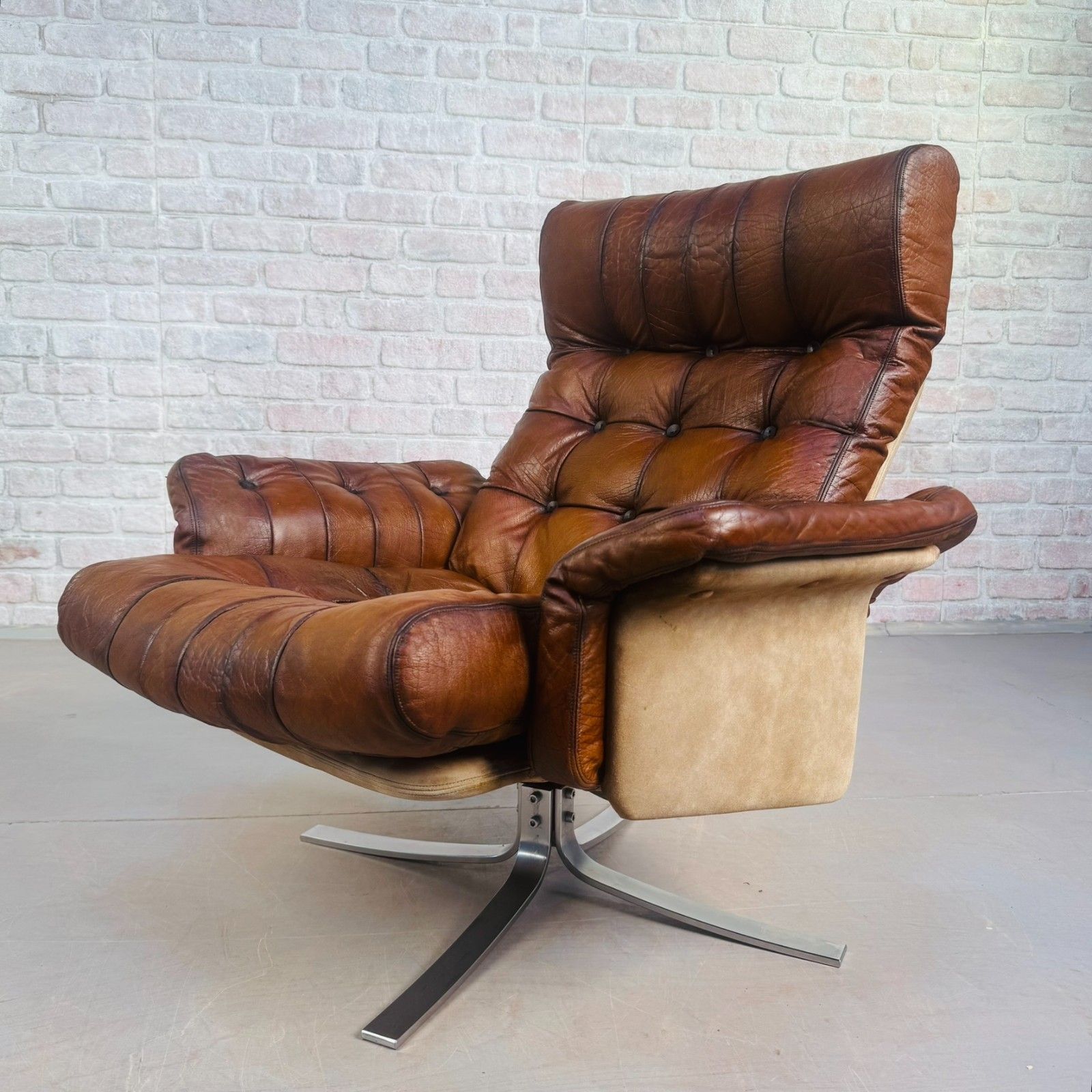 Vintage 60s Søren Nissen & Ebbe Gehl Swivel Lounge Chair By Jeki Møbler photo for sale