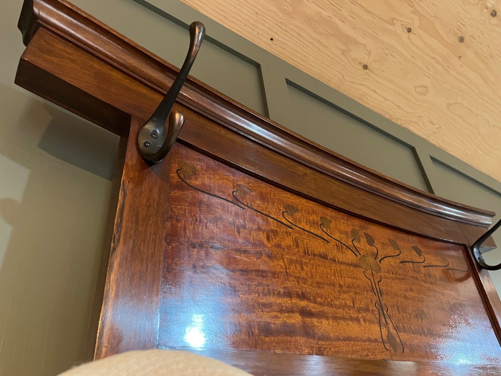 Antique Hall Stand/Coat Stand Scottish Hunting Lodge Style Delivery Available photo furniture