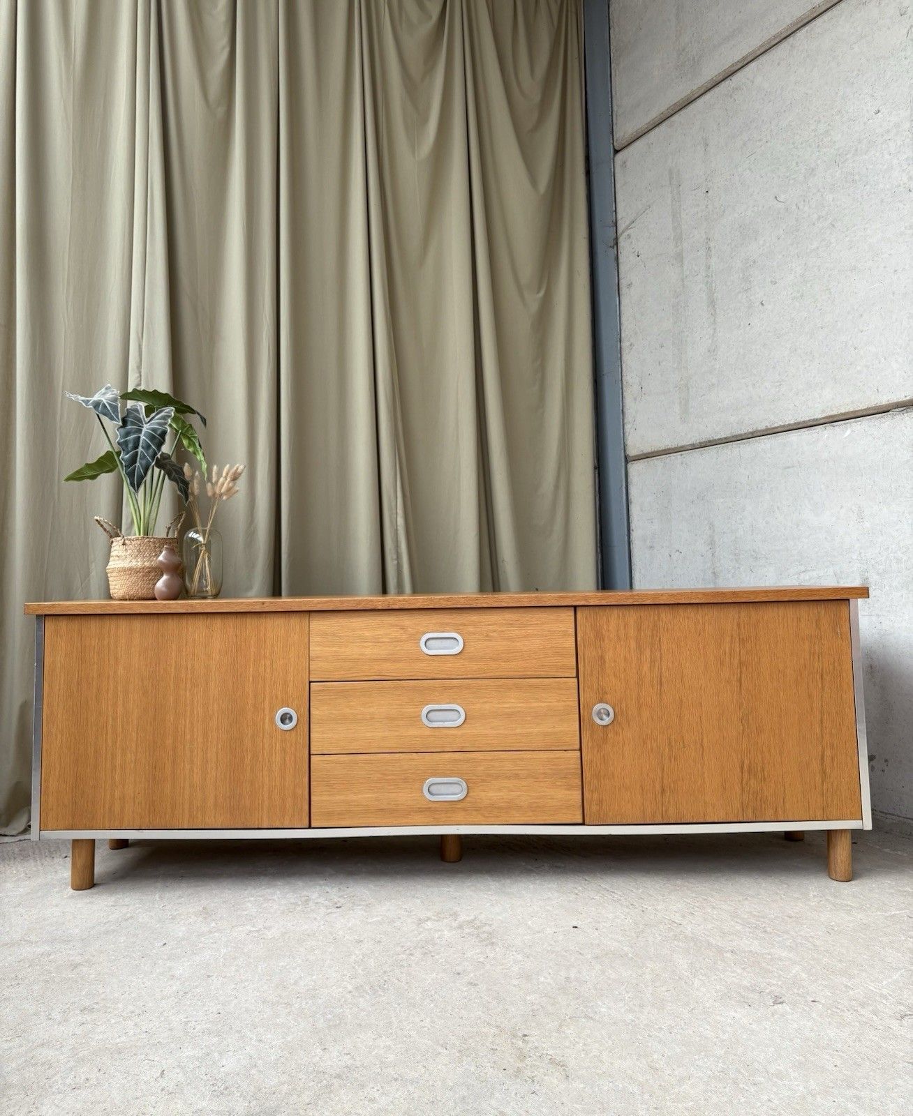 Vtg Late Mid Century 90s Sideboard Modernist Media Cabinet Unit Lp Storage R1122 photo furniture