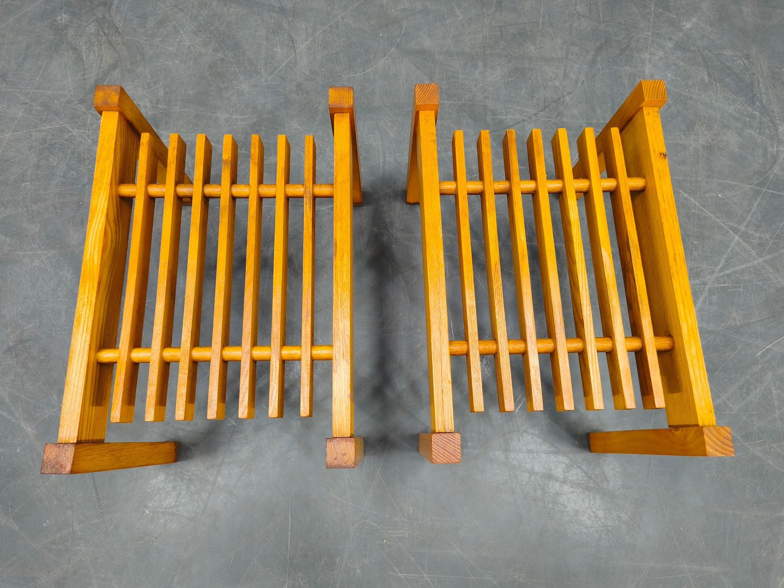 photo vinterior Set Of 3 Mid Century Maple Plant Stands, Czechoslovakia 1970s