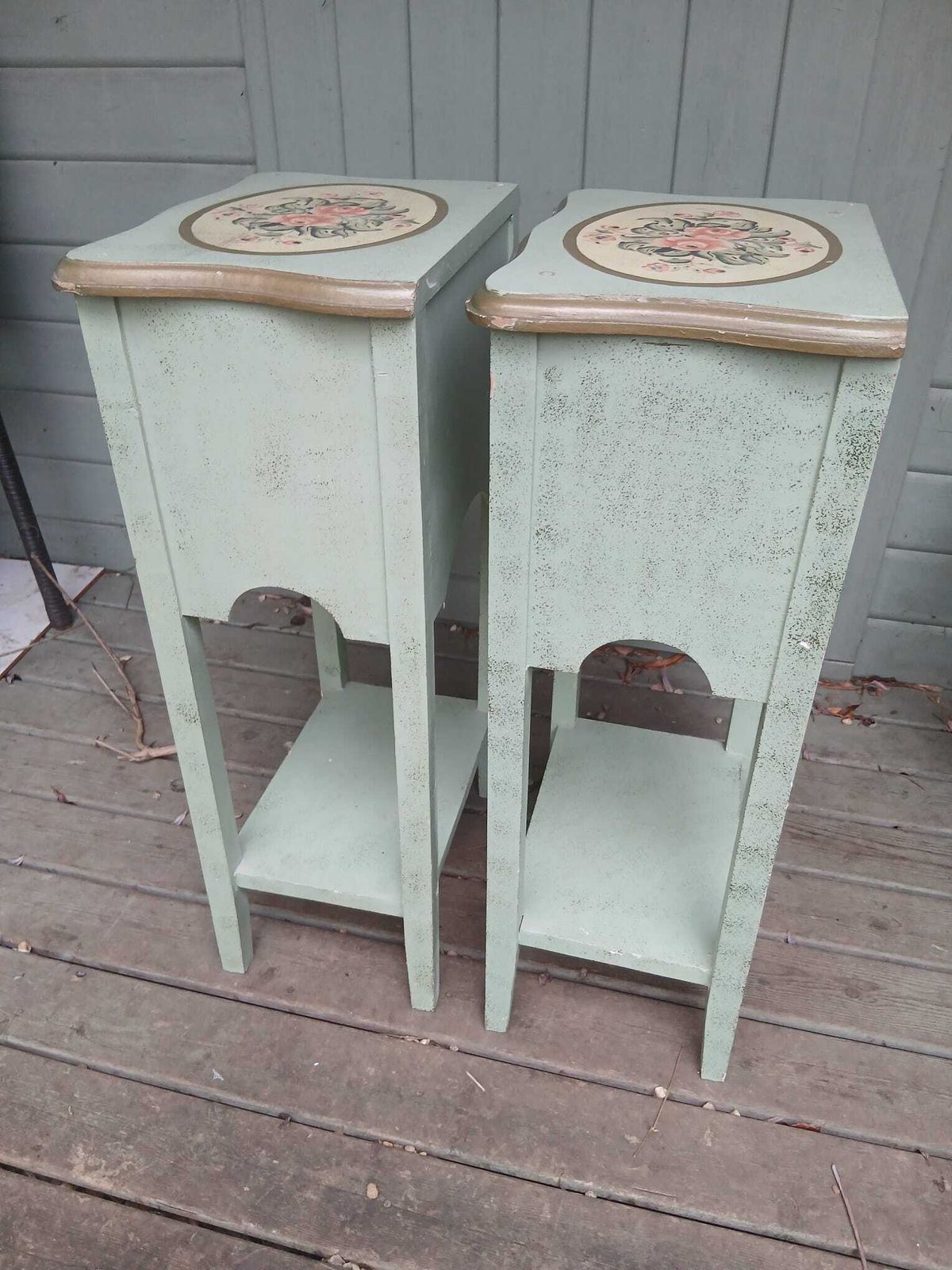 Vintage Matching Pair Of Italian Painted Bedside Tables / Nightstands. Drawers. Floral. photo buy