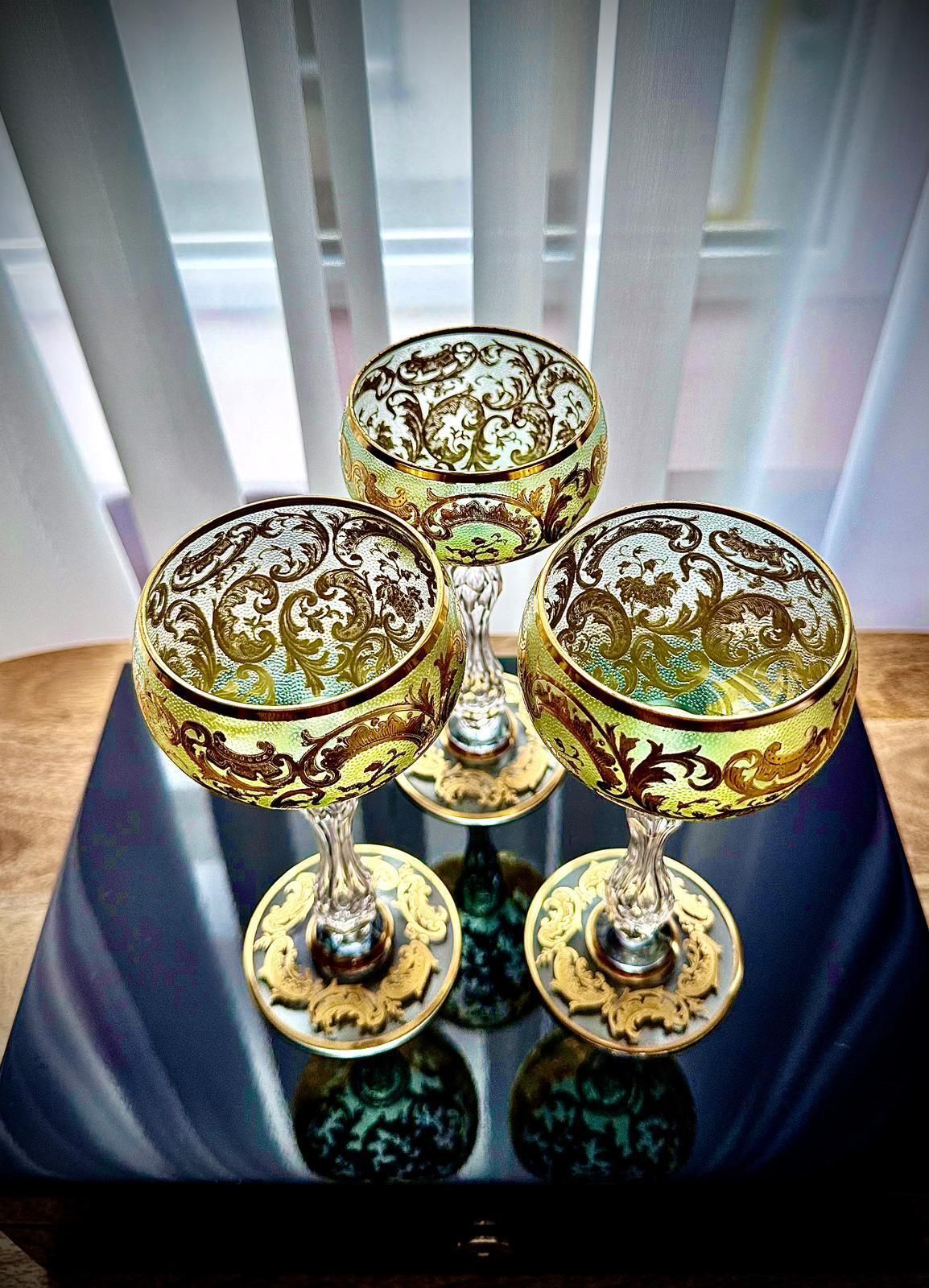 495.0 Set Of 6 Antique Gilded Roemer Wine Glasses, 19th Century photo