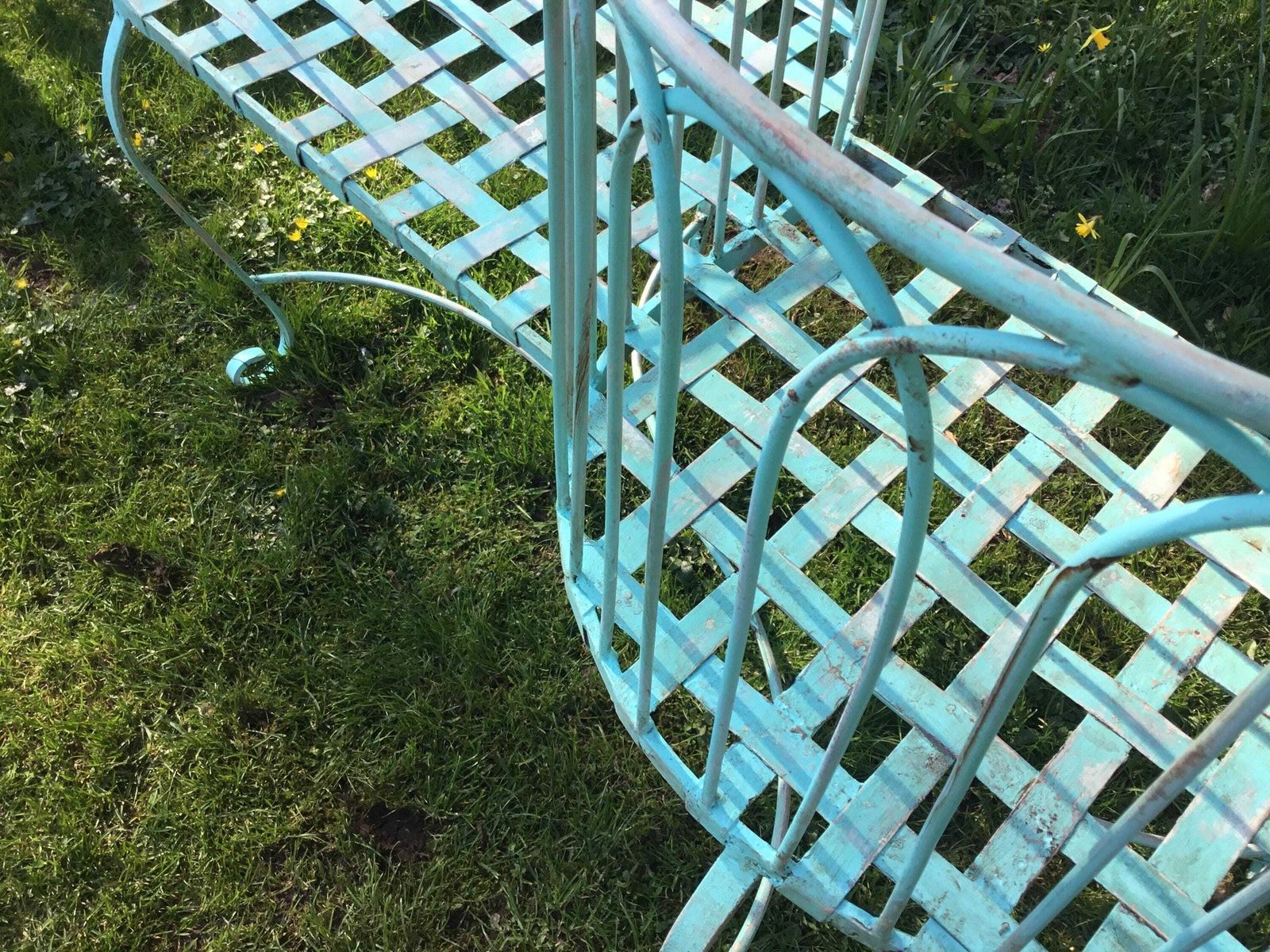 Vintage Decorative Wrought Iron Love Seat/Conversation Garden Bench photo for sale