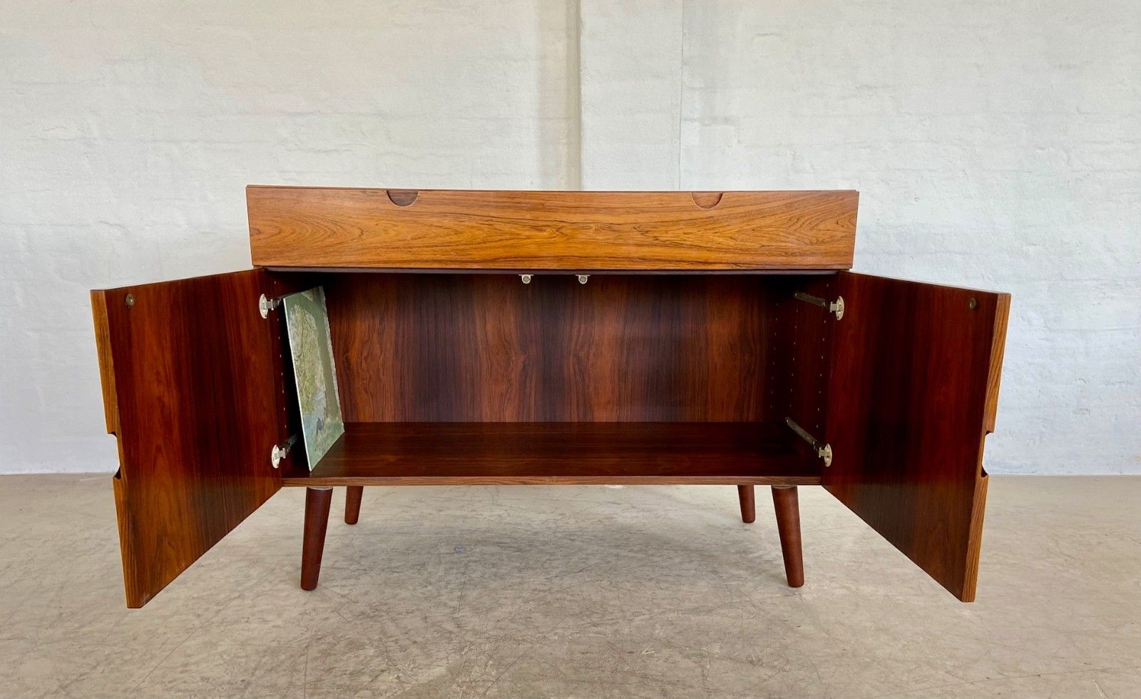 Vintage Retro Danish Mid Century Rosewood Sideboard  1960,S photo Furniture