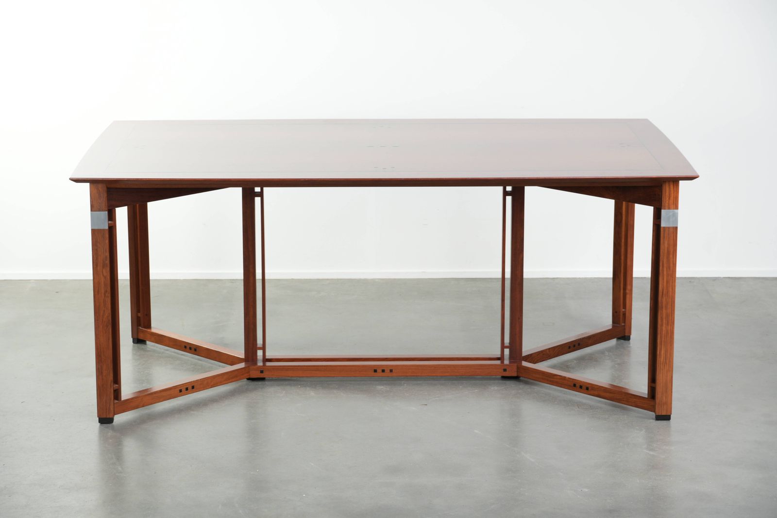 Art Deco Eettafel Van Schuitema Uit De Decoforma Serie, Voor 4 Tot 6 Personen photo Meubels