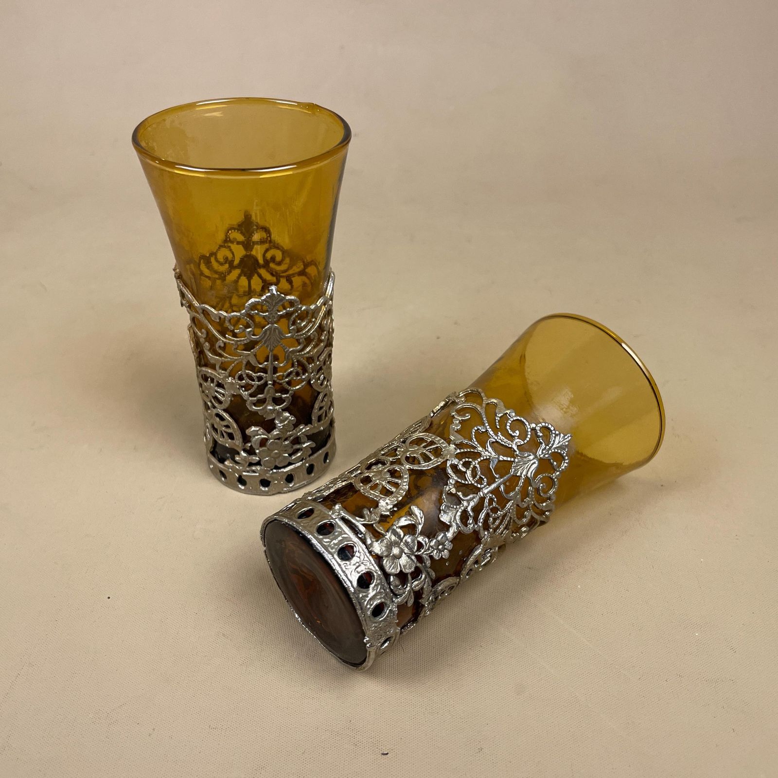 Amber Glass Decanter Metal Filigree Pattern Pair Ornate Votive Holders Orange Shot Glass photo vinterior
