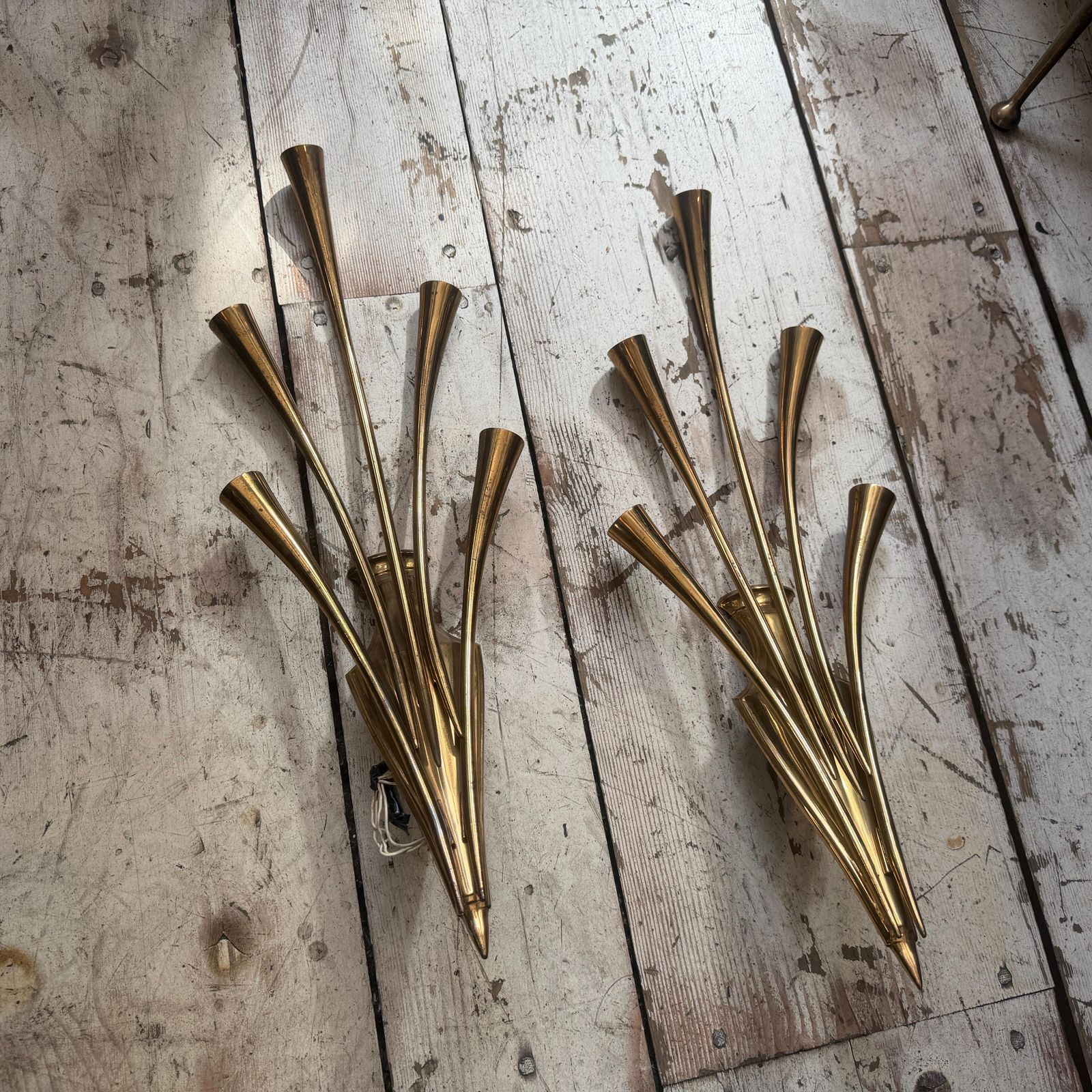 Two 1950 Mid Century Modern Brass Wall Sconces By Oscar Torlasco For Lumi Milano photo buy
