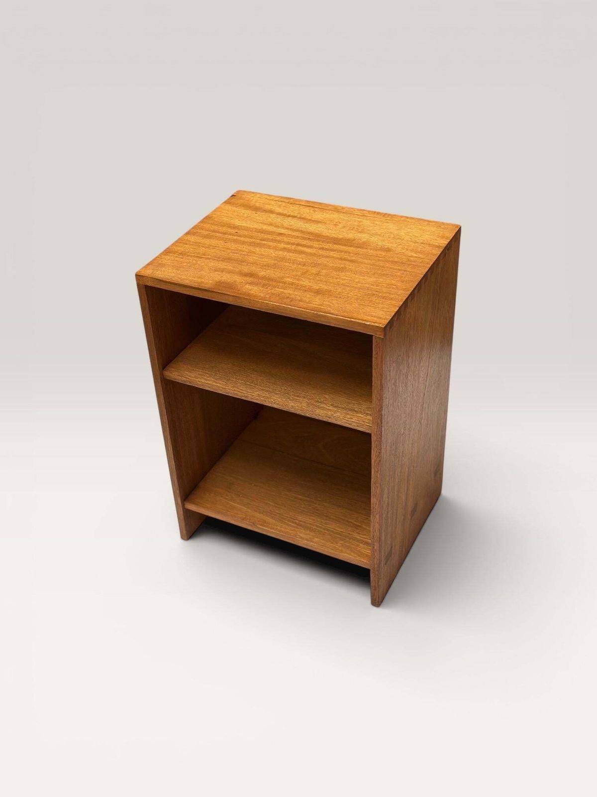 Mid Century Teak Open Cabinet / Low Shelf Unit — Dovetailed Construction, British C.1960s photo furniture