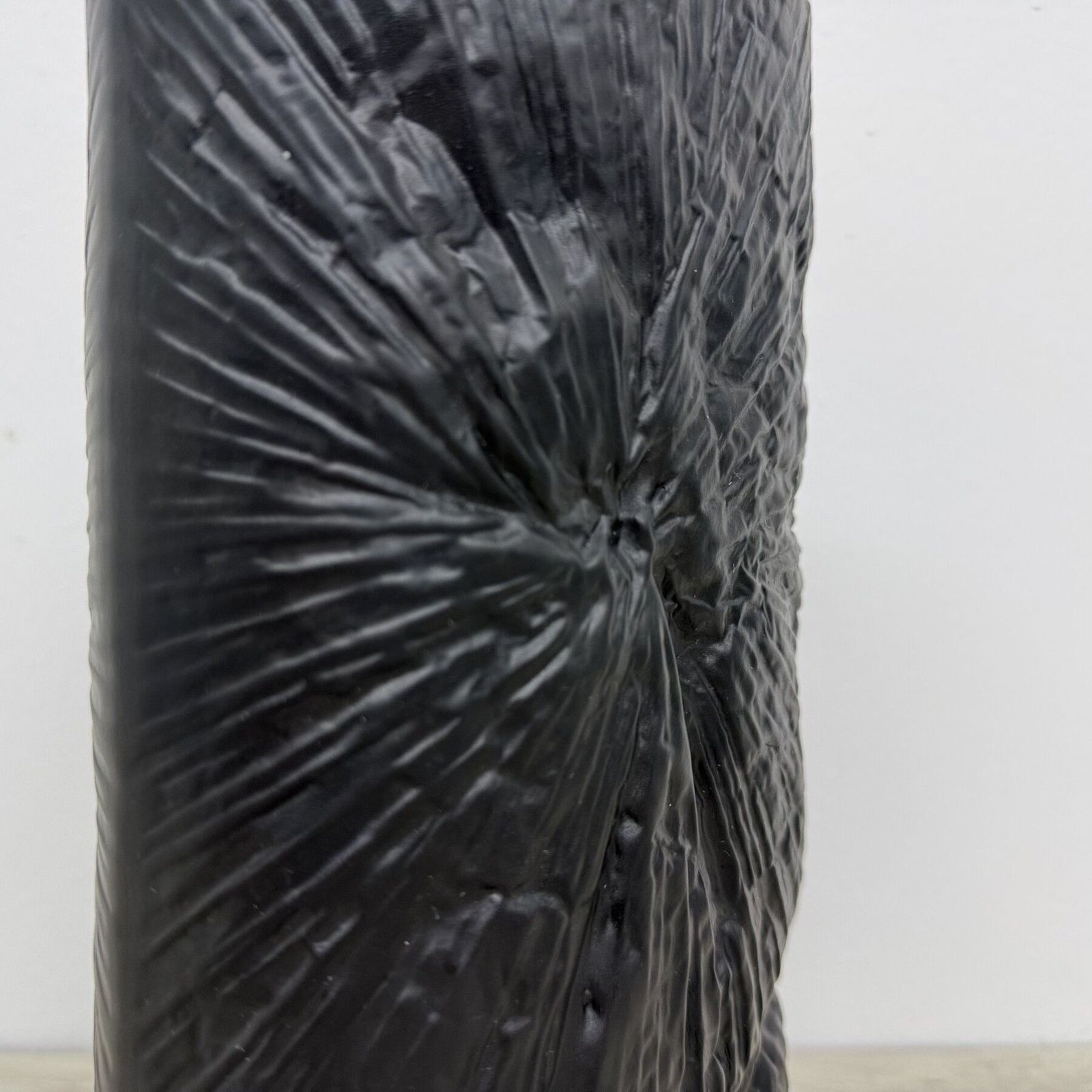 Martin Freyer Rosenthal Studio Line Bisque Porcelaine Noire Op Art Relief Vase, 1970s photo for sale