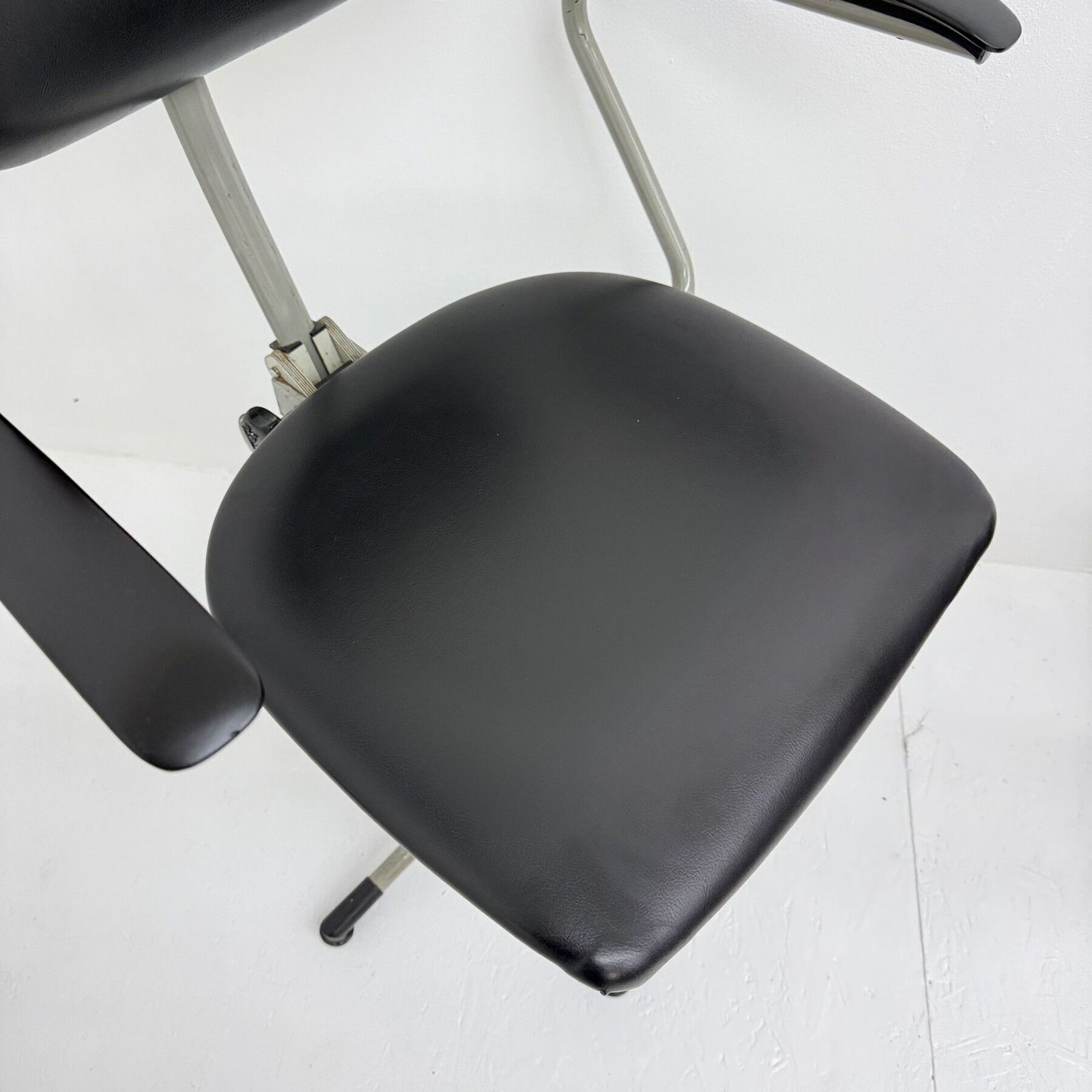 photo for sale Mid  Century 3311 Desk Chair By Toon De Wit For Gebroeders De Wit , 1960s
