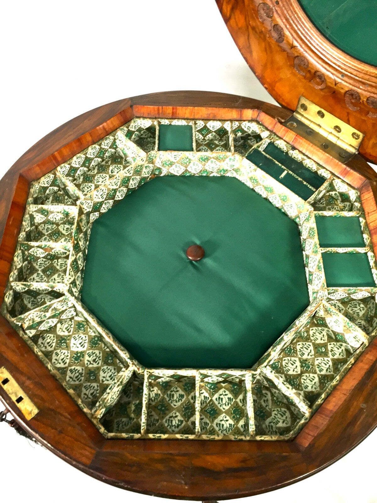 photo vinterior Antique Wooden Victorian Ladies Sewing Table / Work Storage Box With Key C.1880